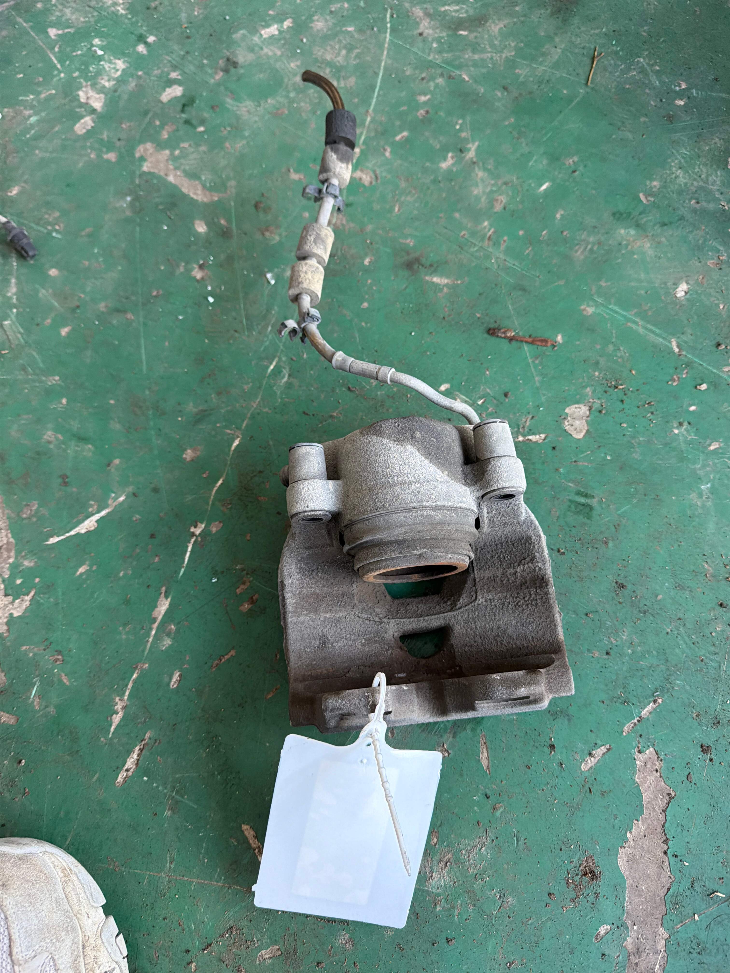 C2C27282 Front Brake Caliper, Right