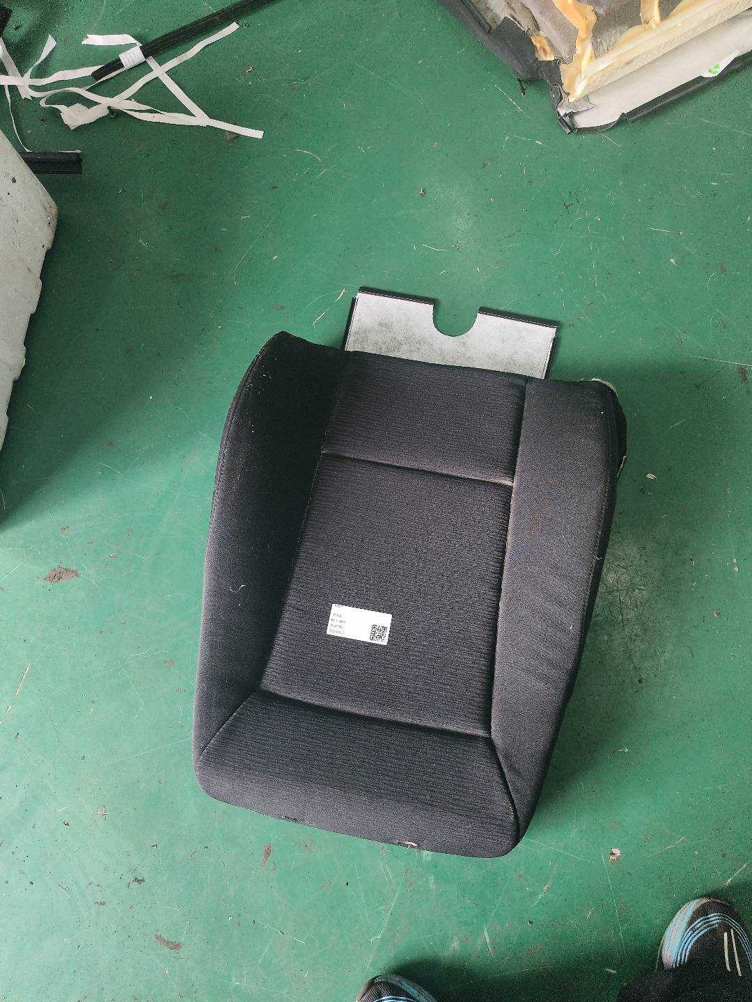 52109174494 副驾驶员座椅靠背软垫