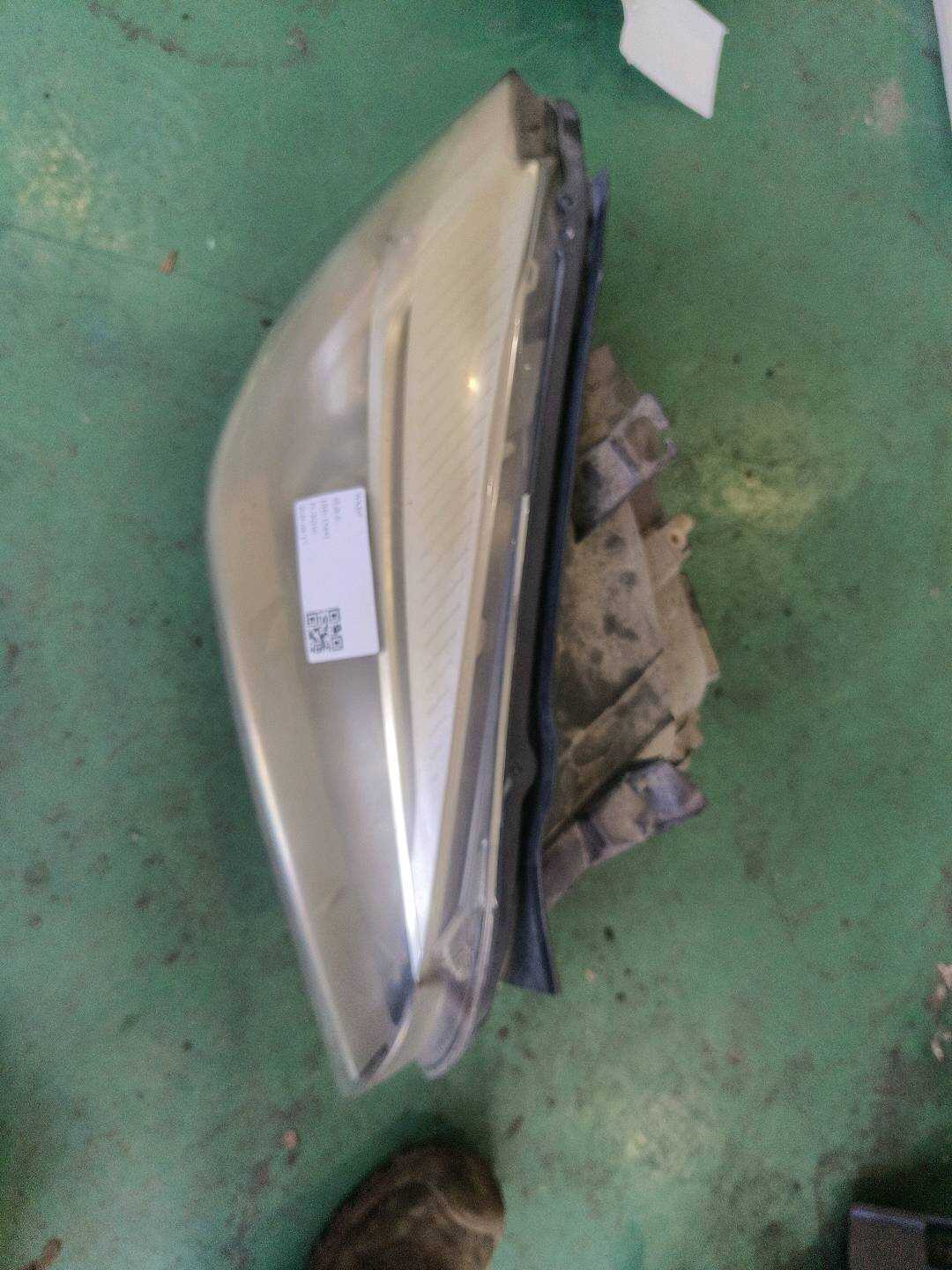 63117290262 前大灯半总成(右)