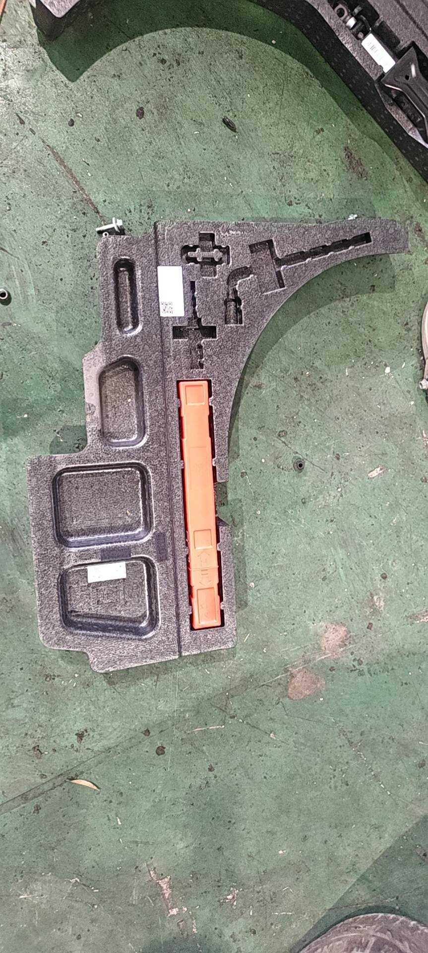 6064030200 Luggage Compartment Left Lower Pad
