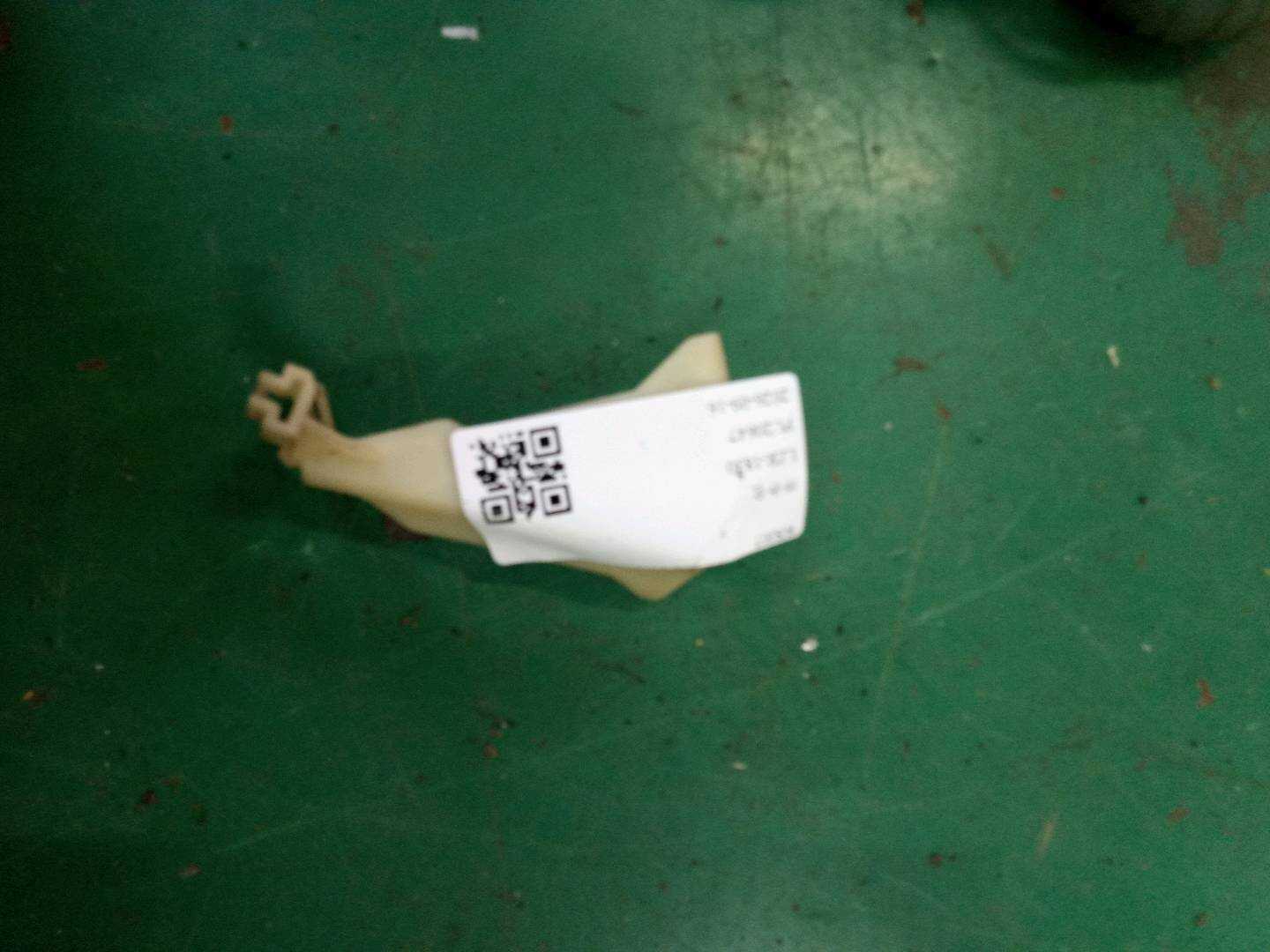 51227384808 后门锁机护盖(右)