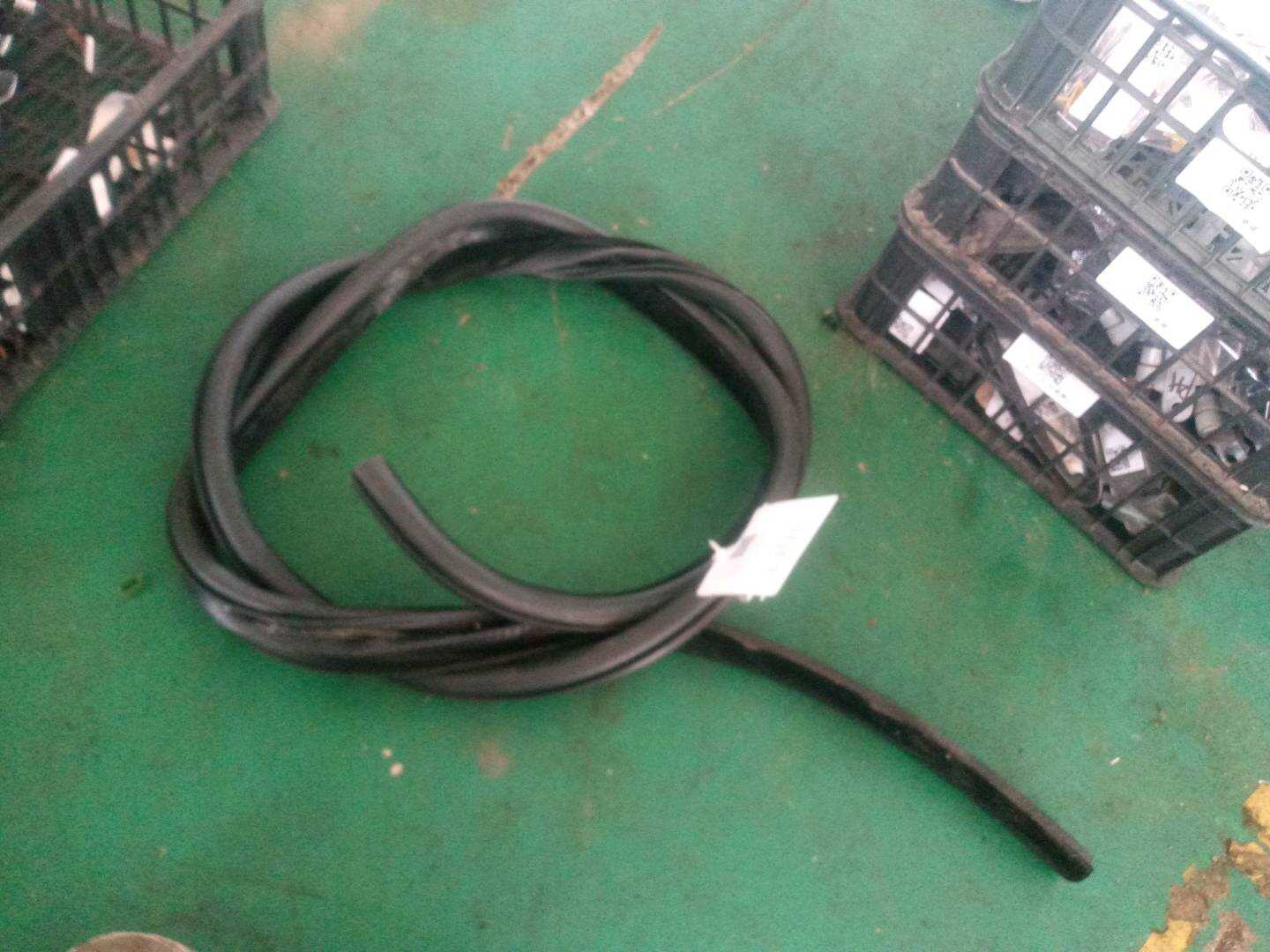 T4A1249 Rear Door Body Seal Strip, Right