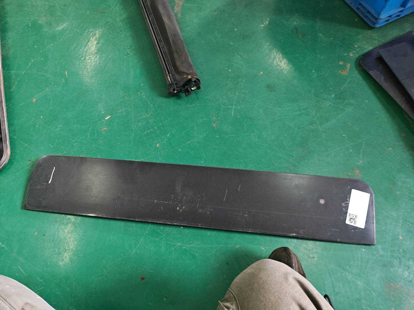 A1697800144 天窗玻璃（前）