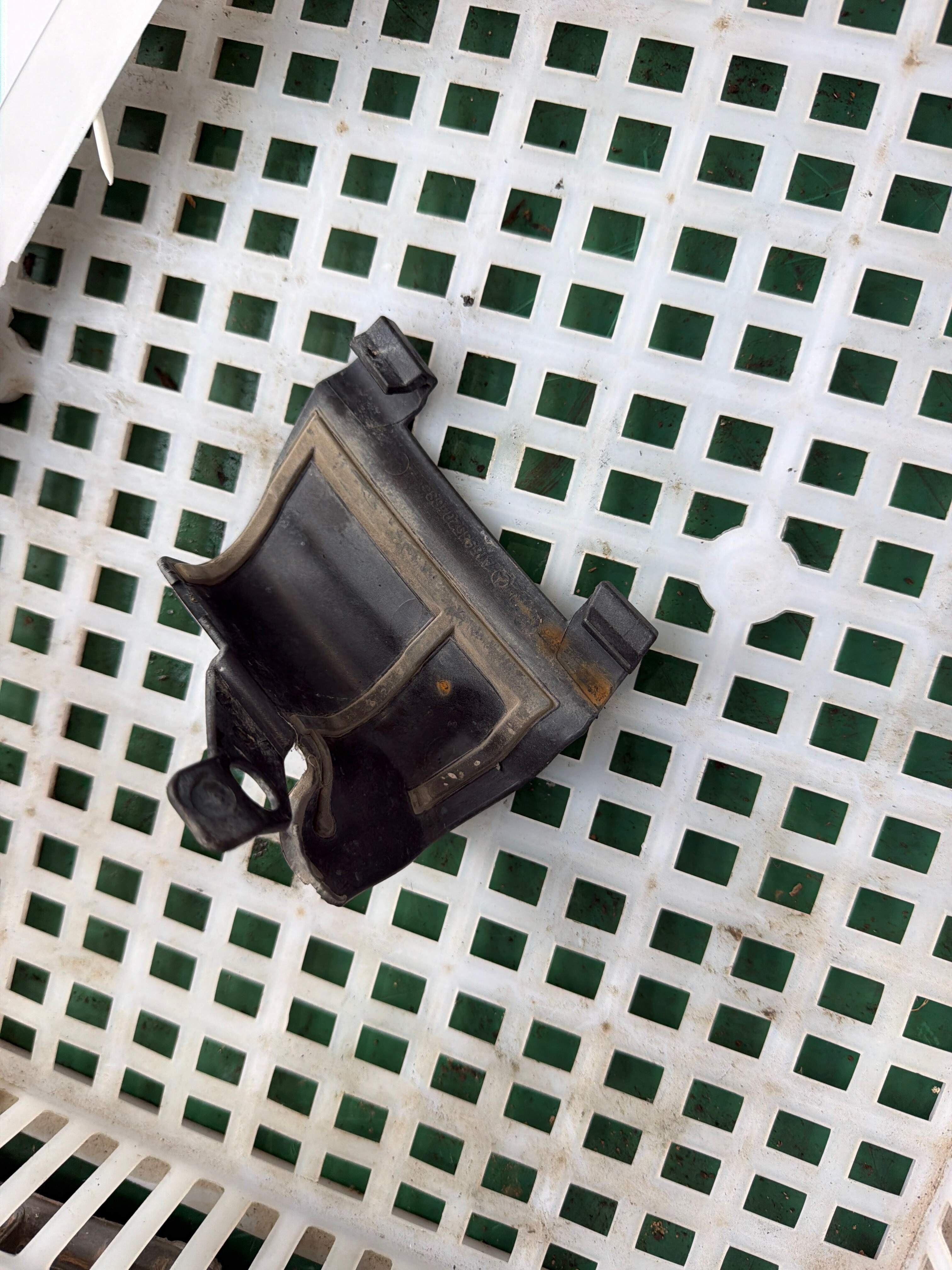 A1693520488 Protective Cover