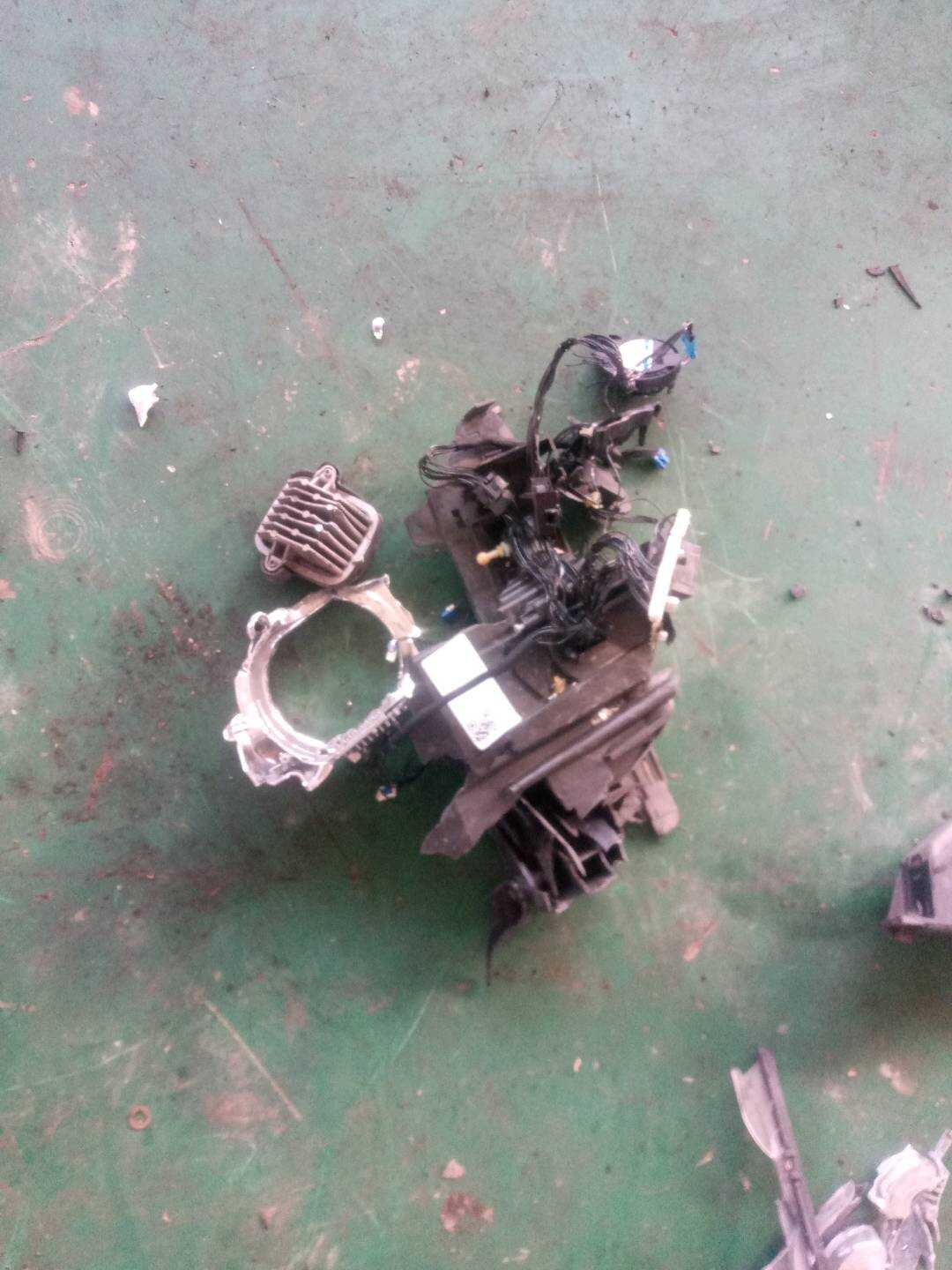63117272012 Front Headlight Half Assembly, Right