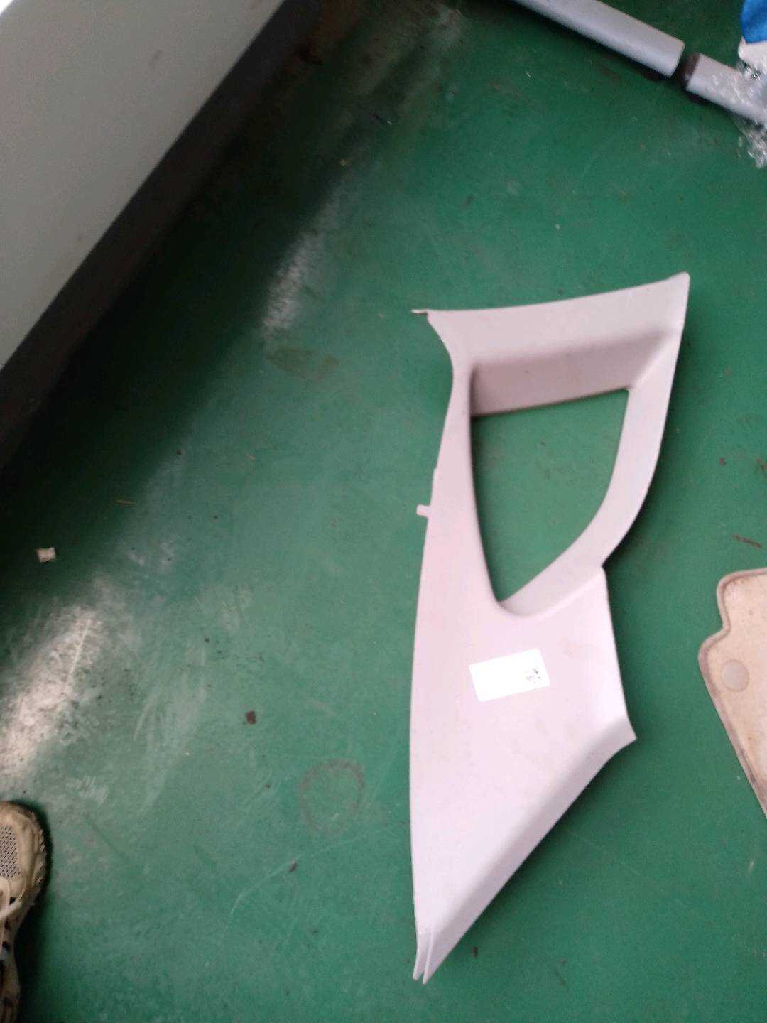51432991838 C柱内衬（右上）