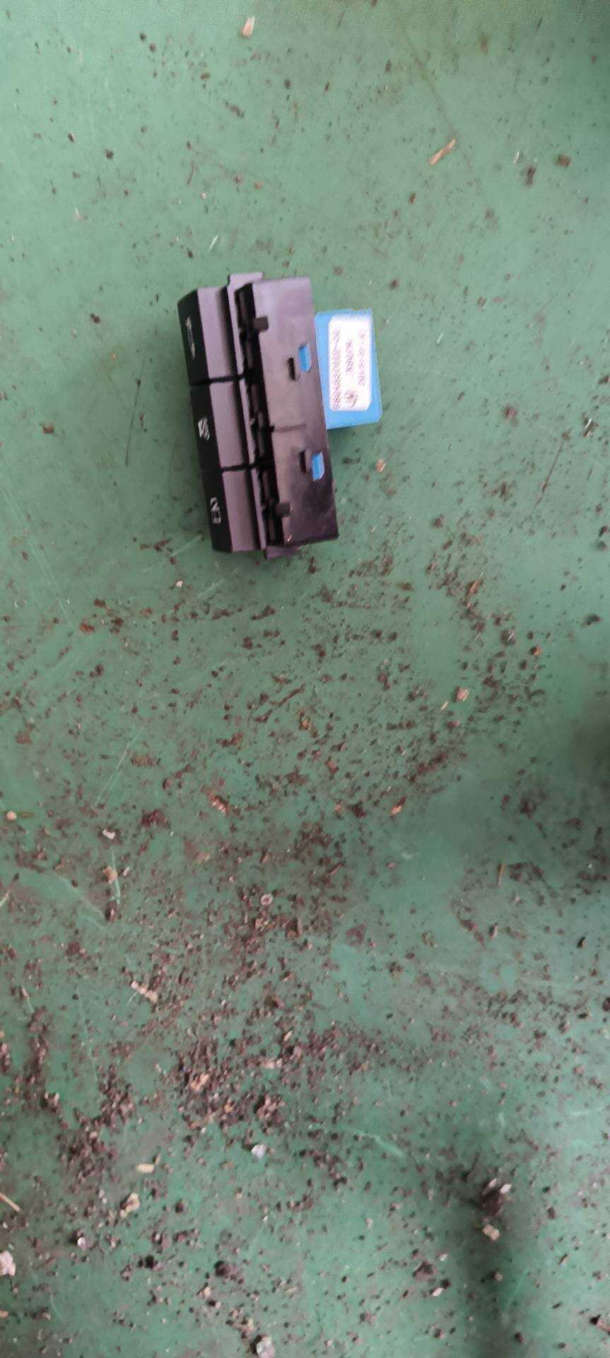 98046370ZD 仪表台多功能开关组(左)