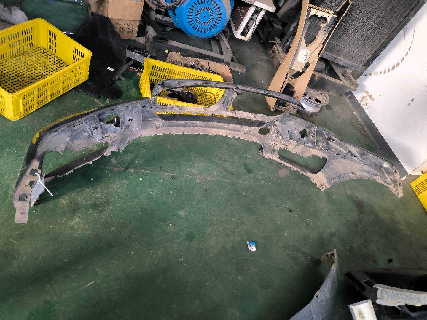 51117378557 前保险杠皮
