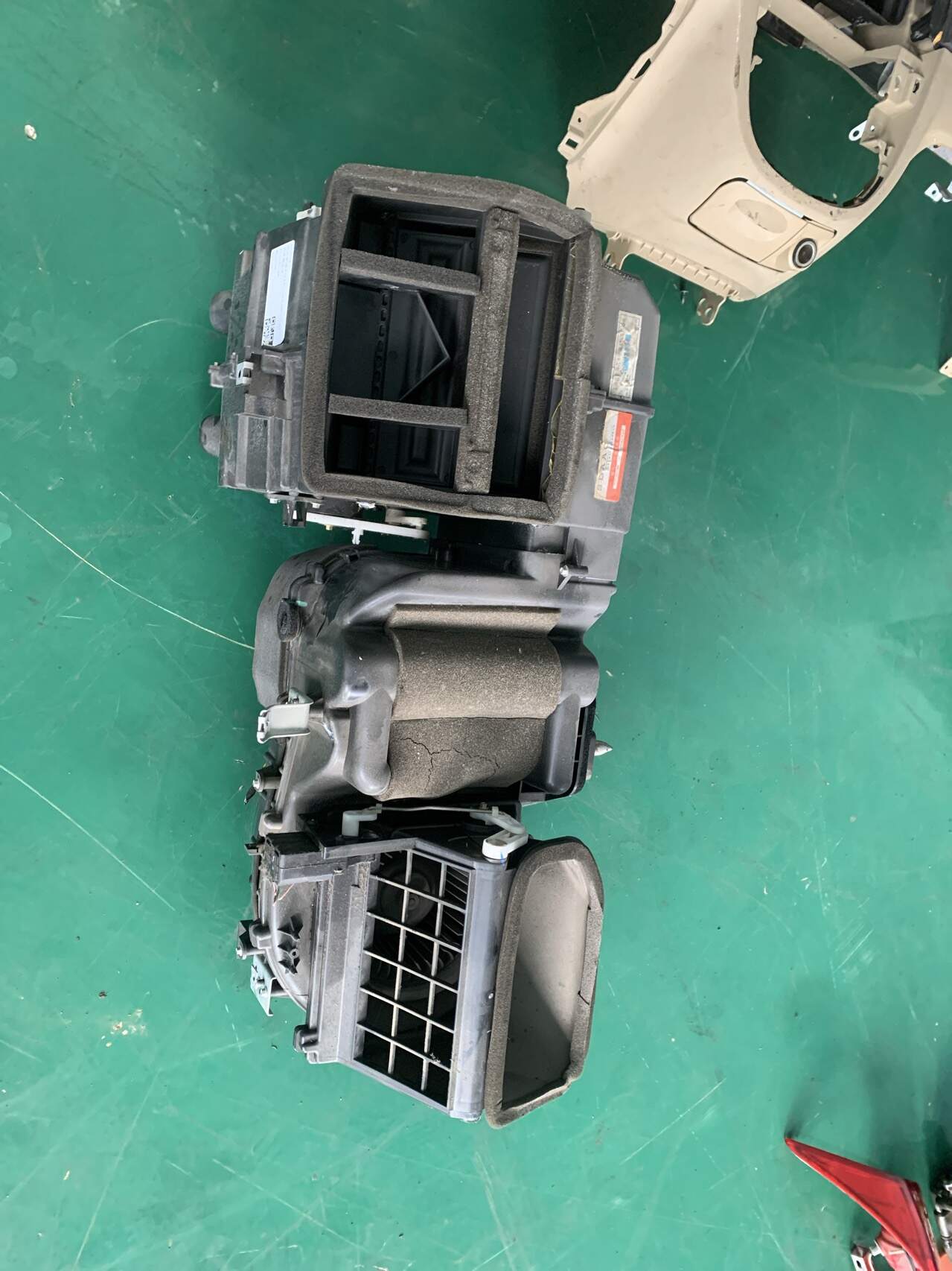 9055967 Evaporator Assembly