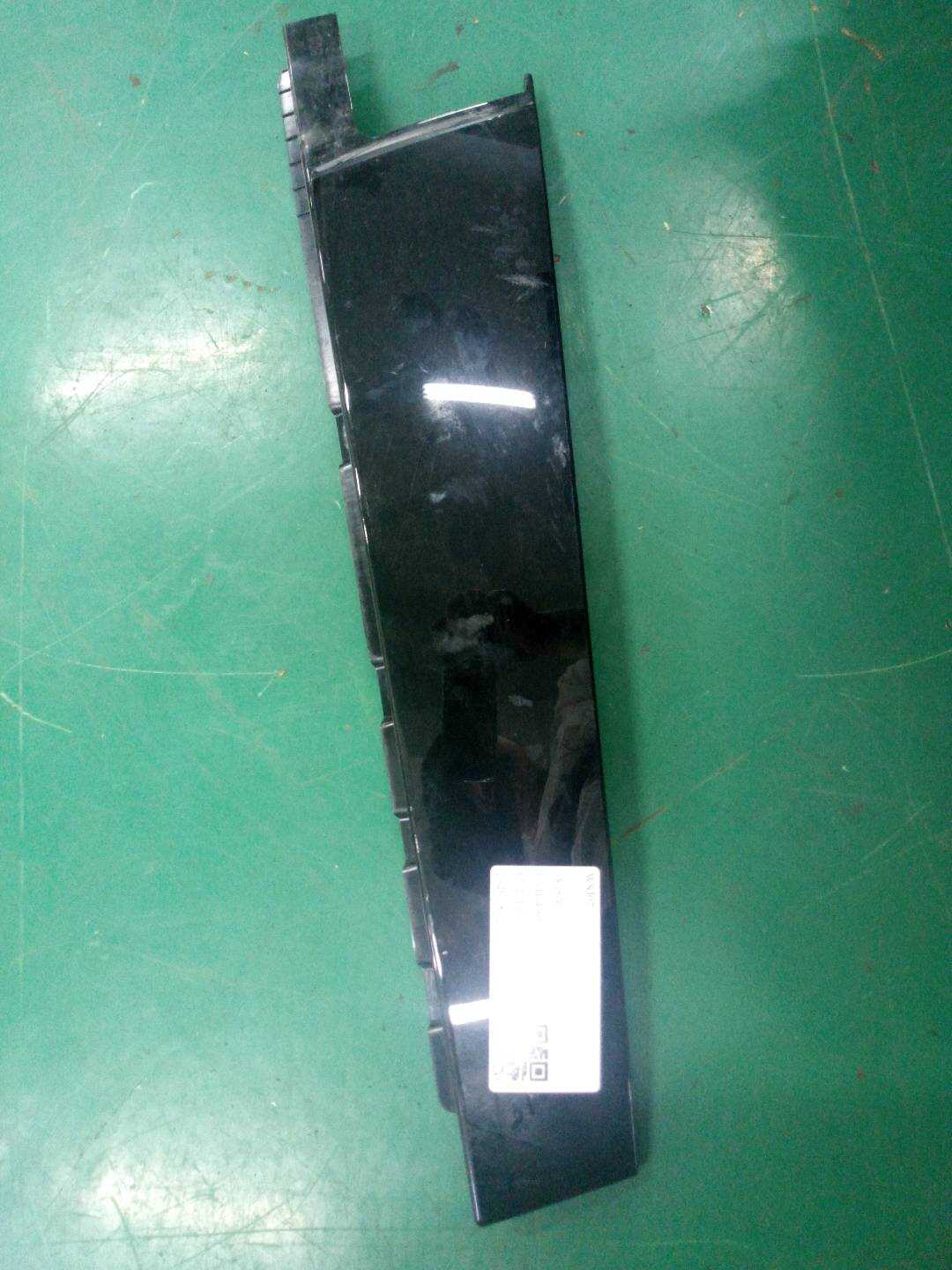 51359451601 后门窗框外饰板(左前)