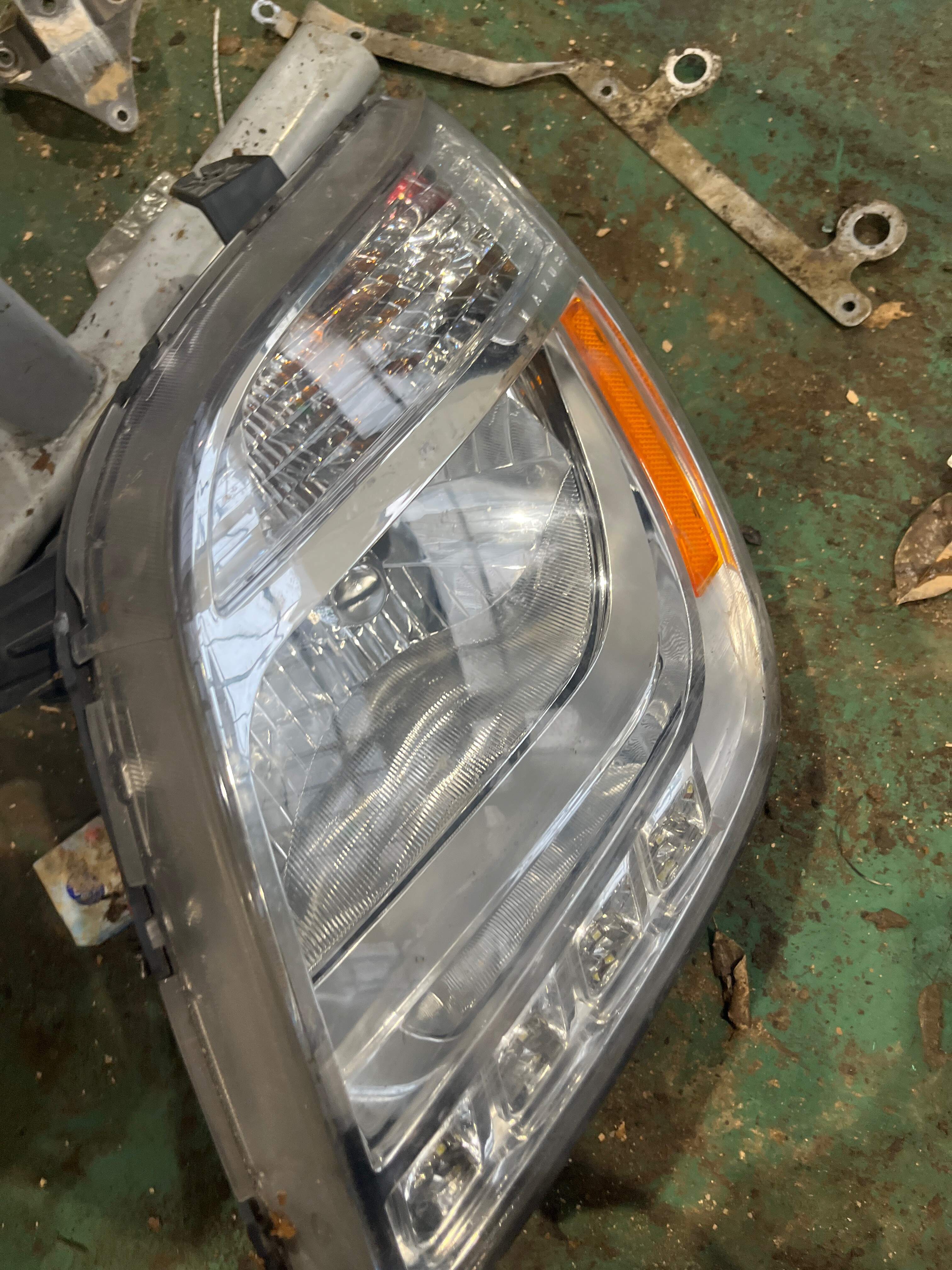C00090521 Front Headlight, Left