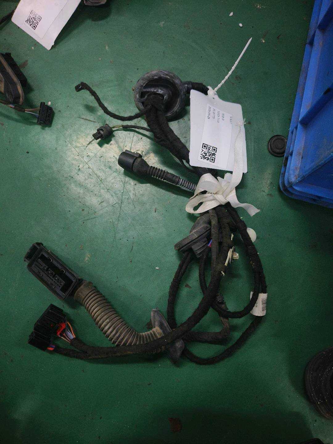 L8KD971687B 后门线束(右)