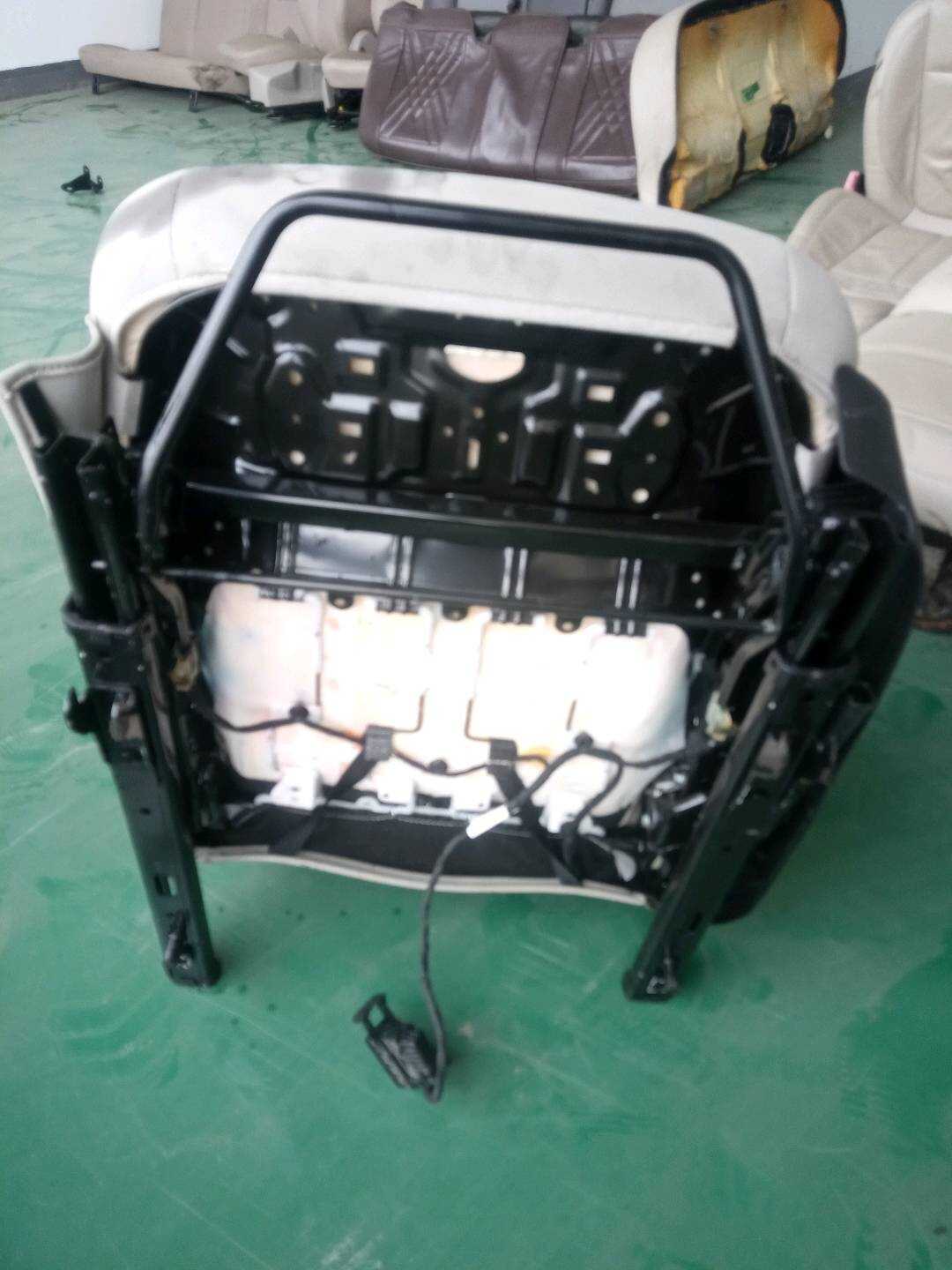 26277961 驾驶员座椅总成