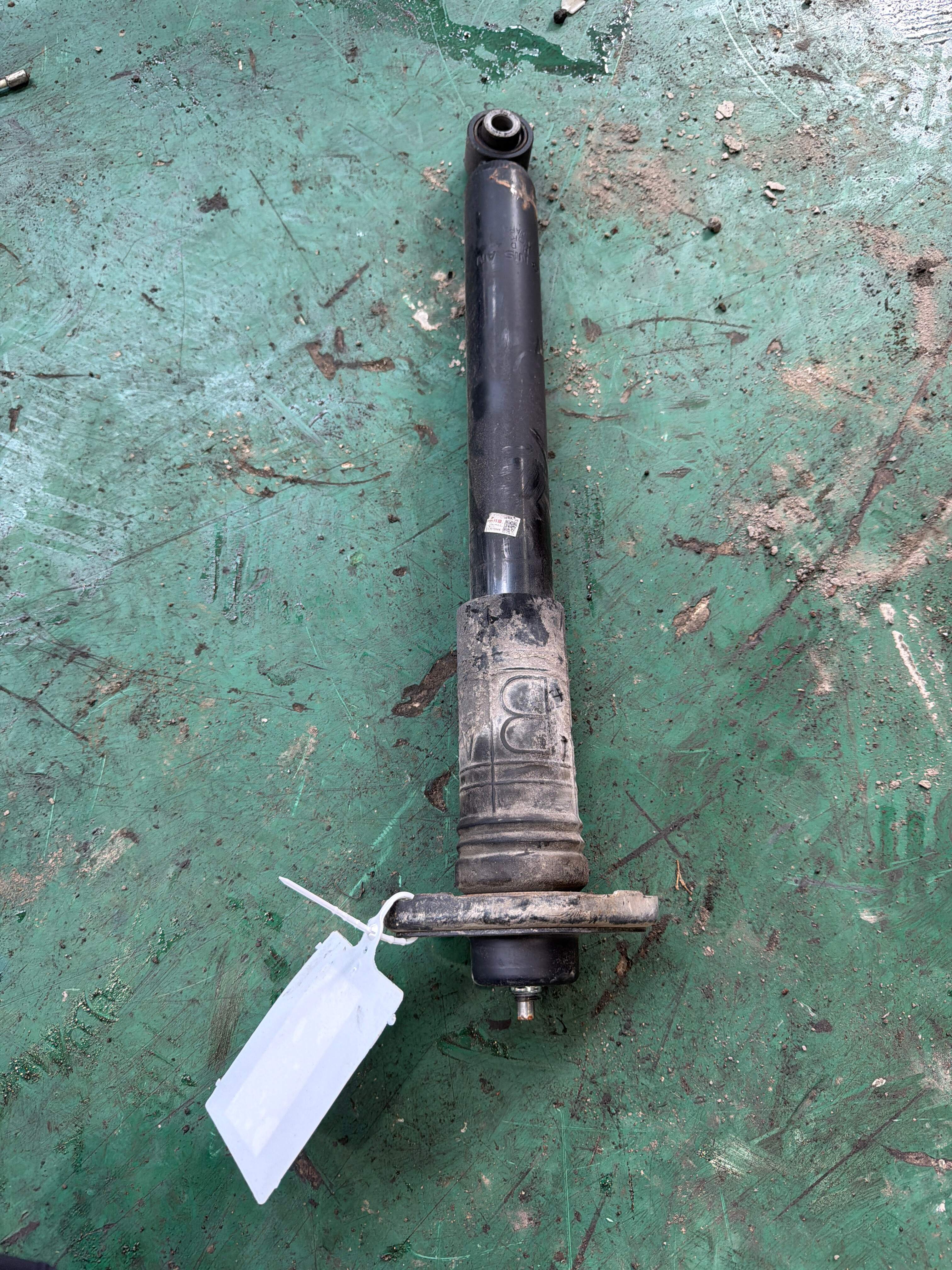 E62101CA0A 后减震器芯