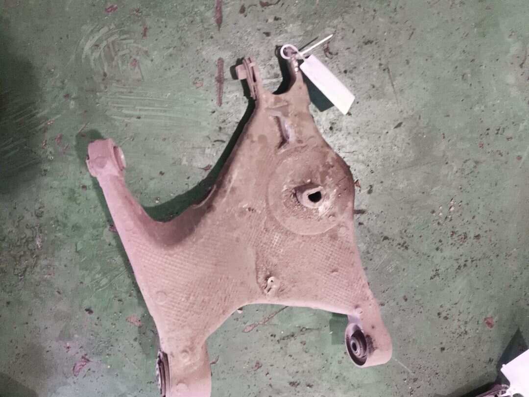 T2H2182 Rear Lower Control Arm, Right