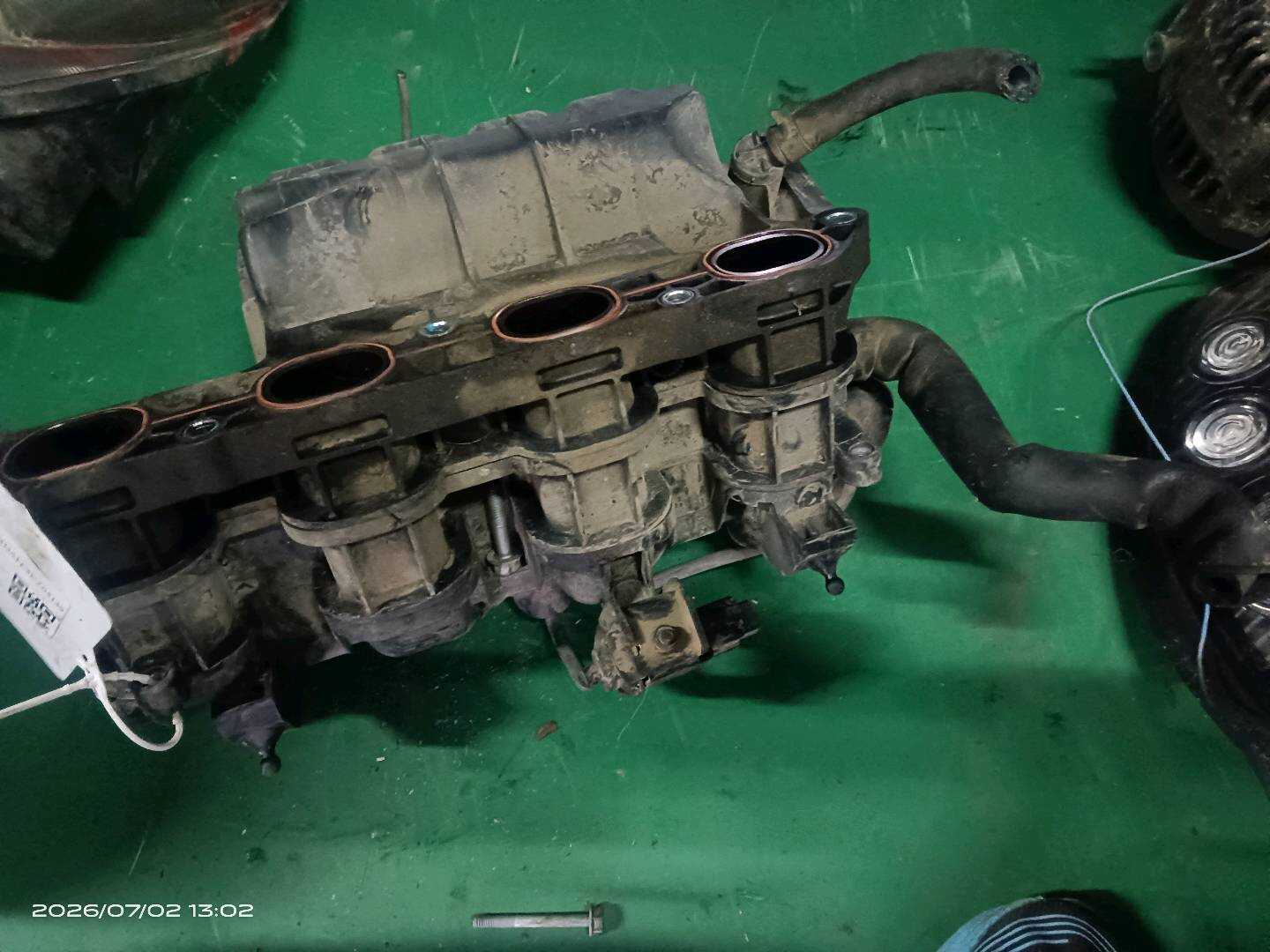 283102B800 进气歧管