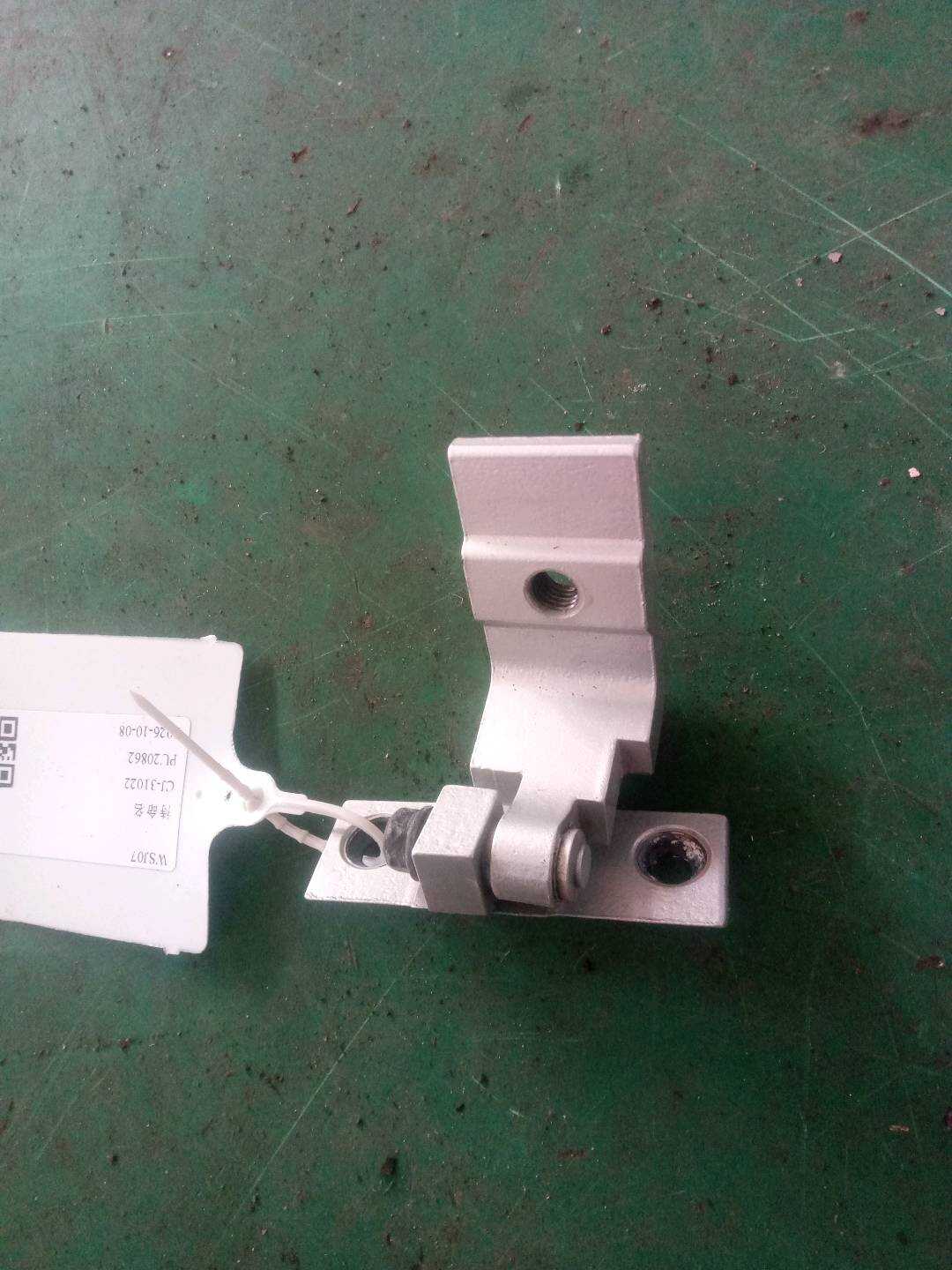 41527200246 后门铰链（右下）