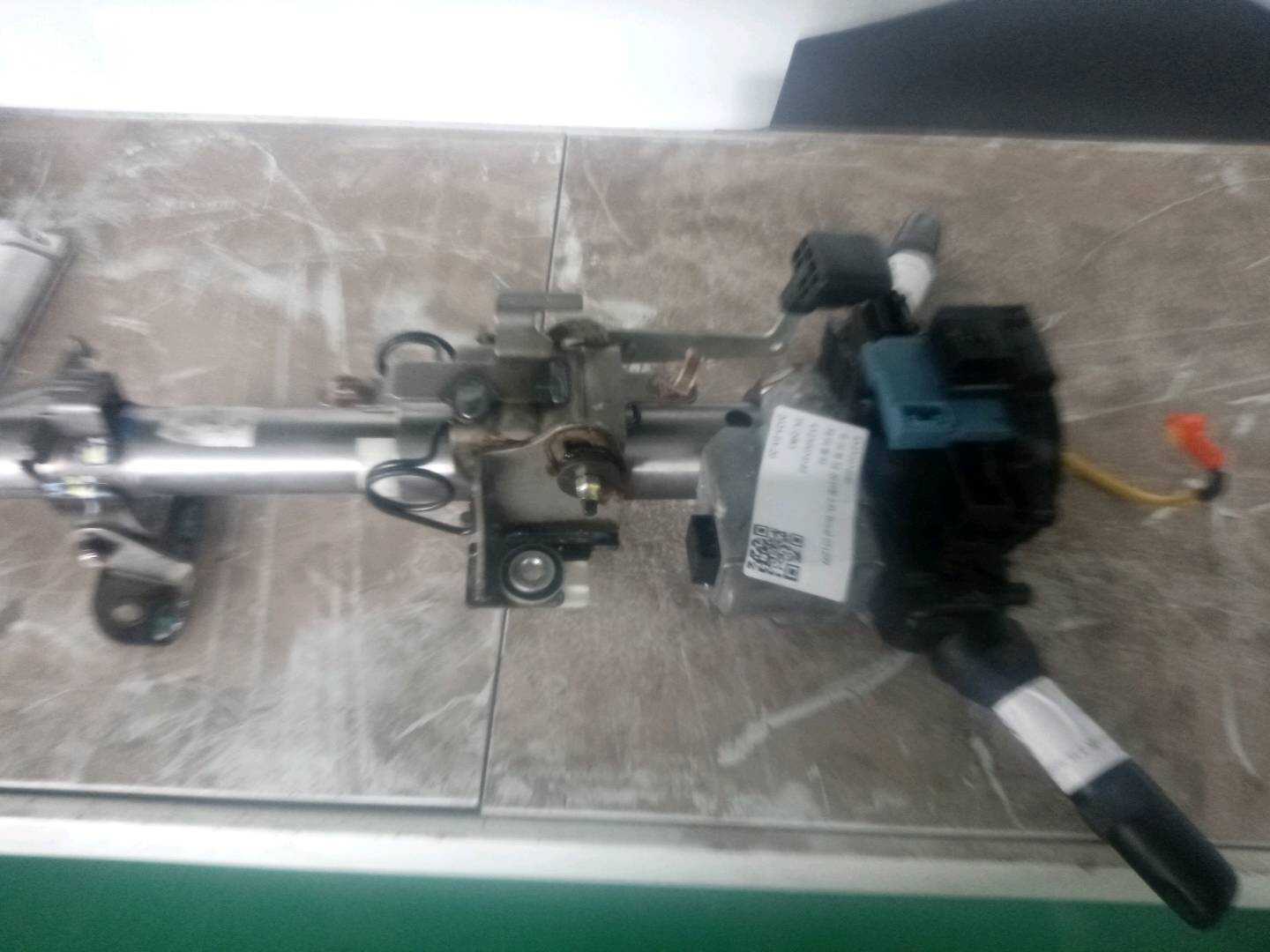 452500N040 转向管柱