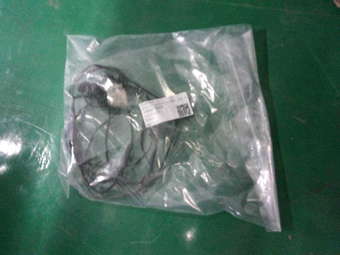 61129244425 后保险杠电眼线束