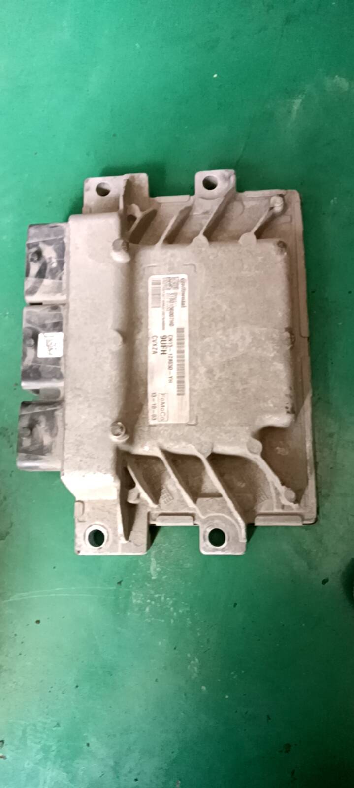 RMCV1A12A650AB 发动机电脑