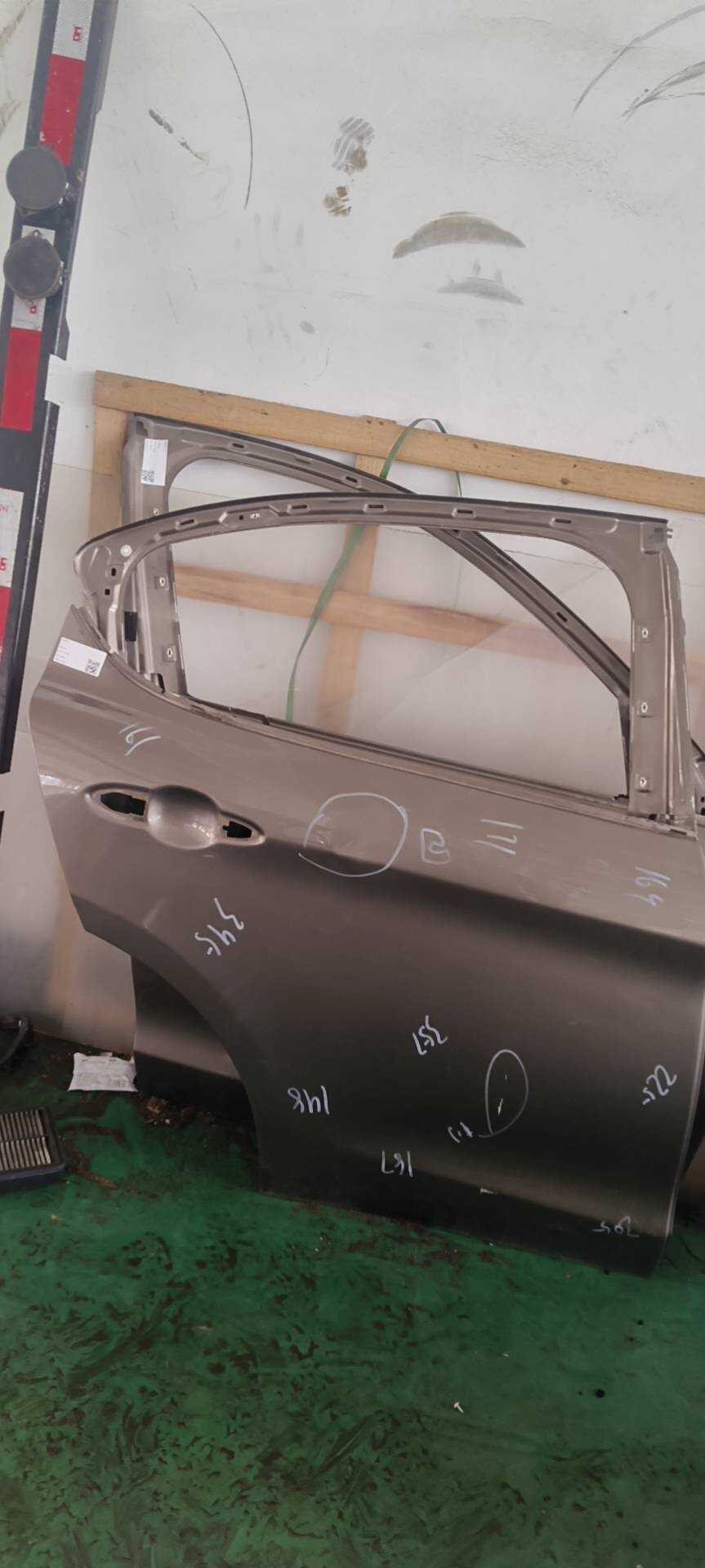 50539532 Rear Door Shell, Right