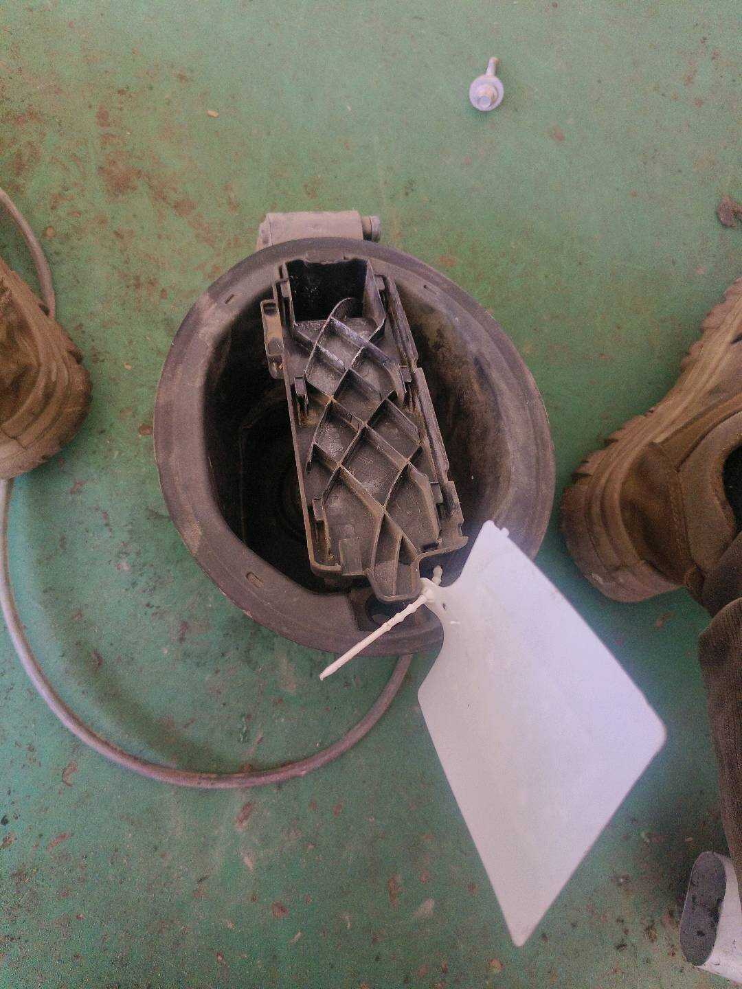 T4A1163 燃油箱加注底座