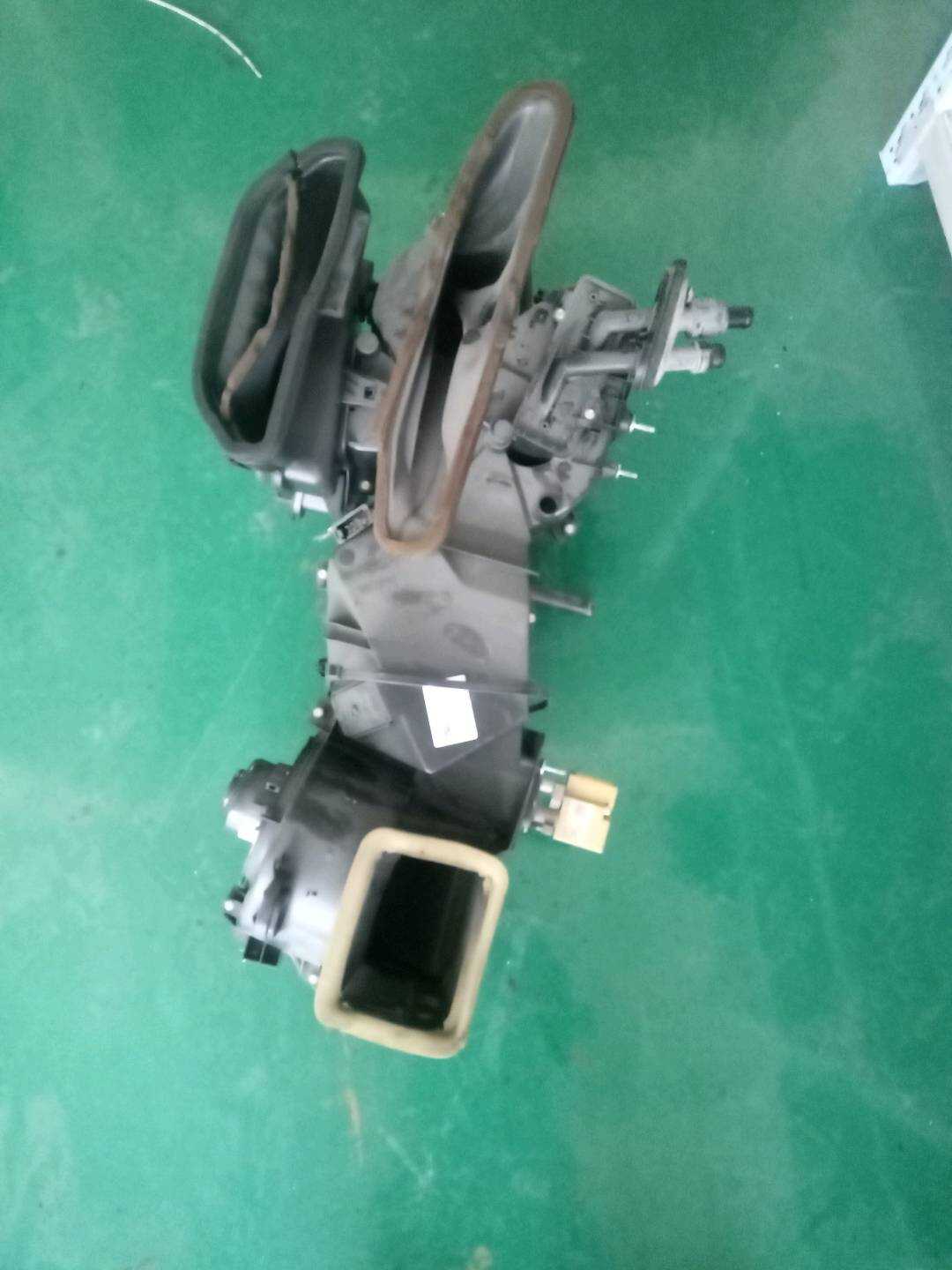 1JD820103 蒸发箱总成