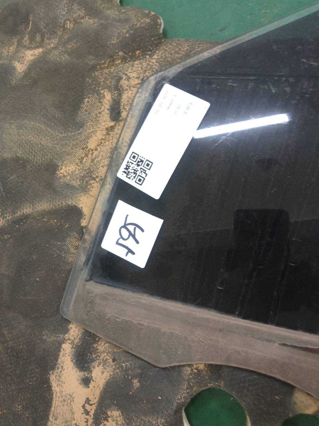 6810202530 前门玻璃(左)