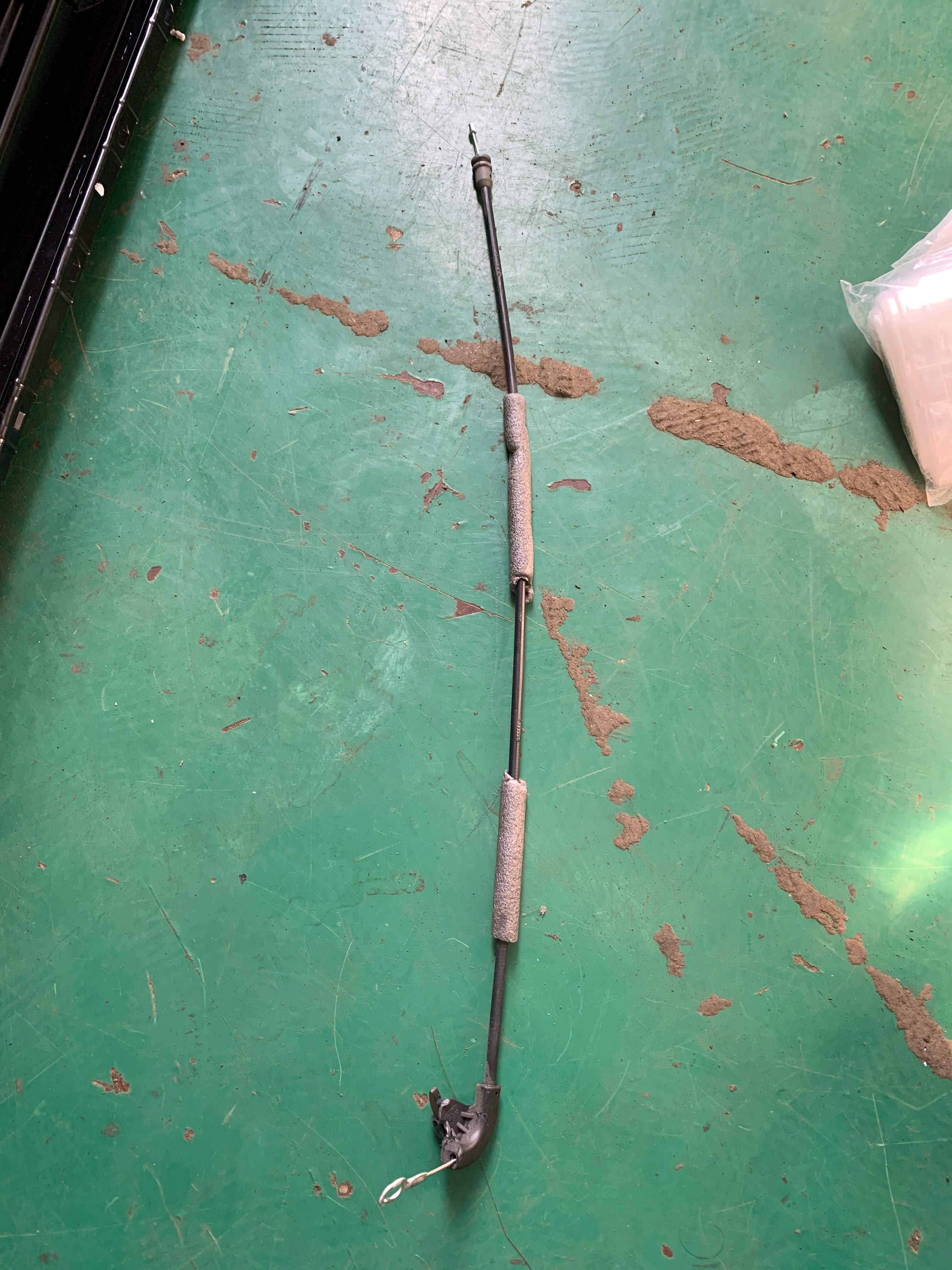 8R0887623 拉索