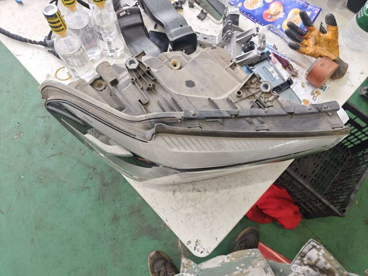 63117458884 Front Headlight Half Assembly, Right