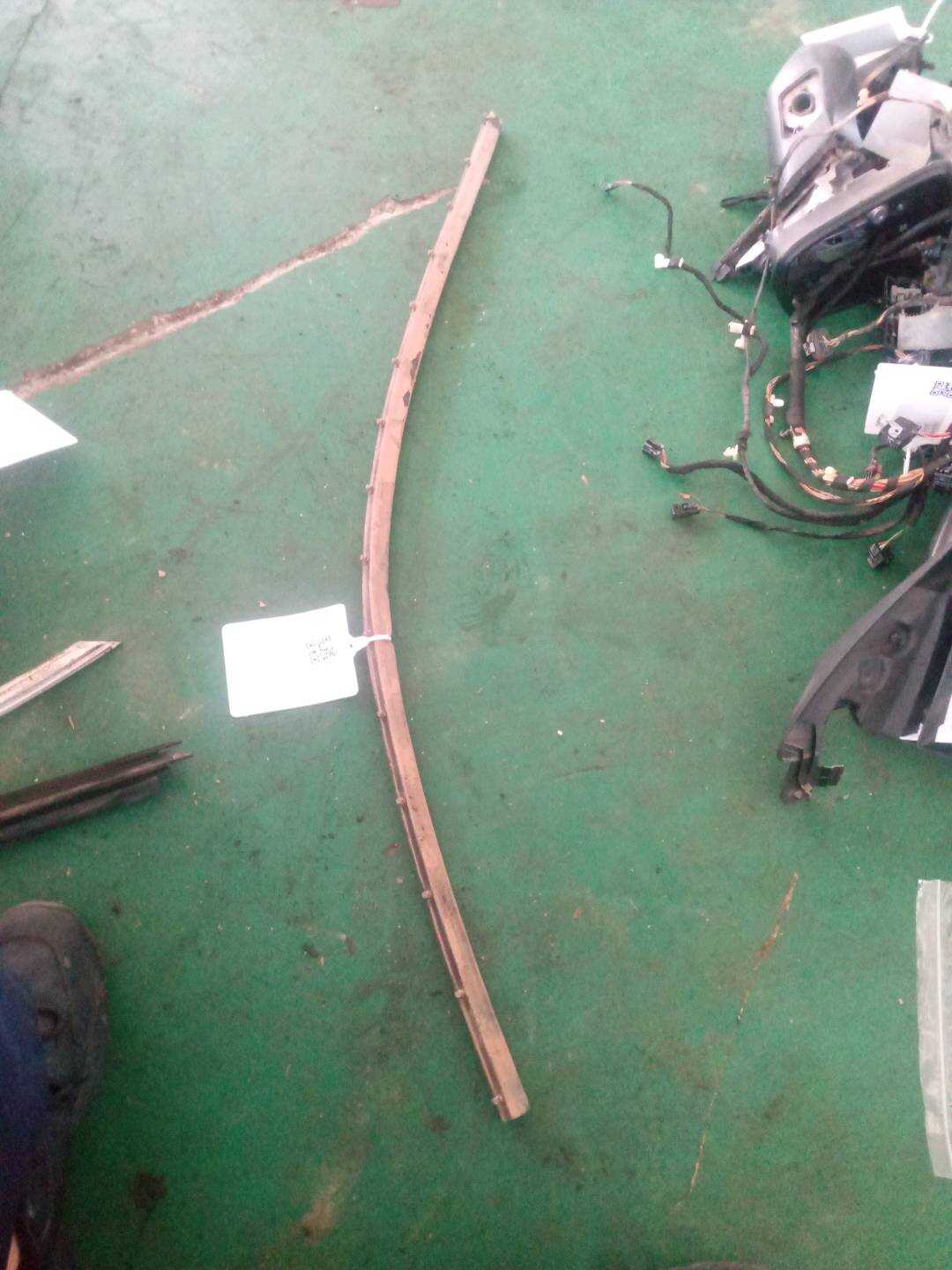 51767401659 前门车门密封胶条(右下)