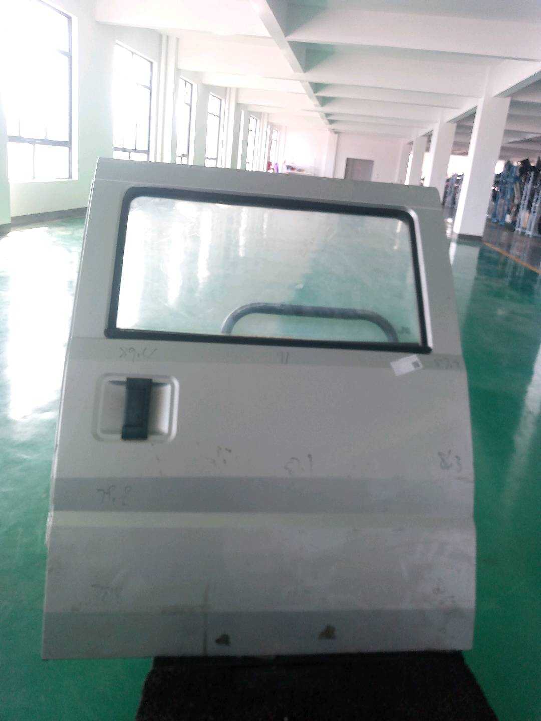 23524612P 后门壳（左）