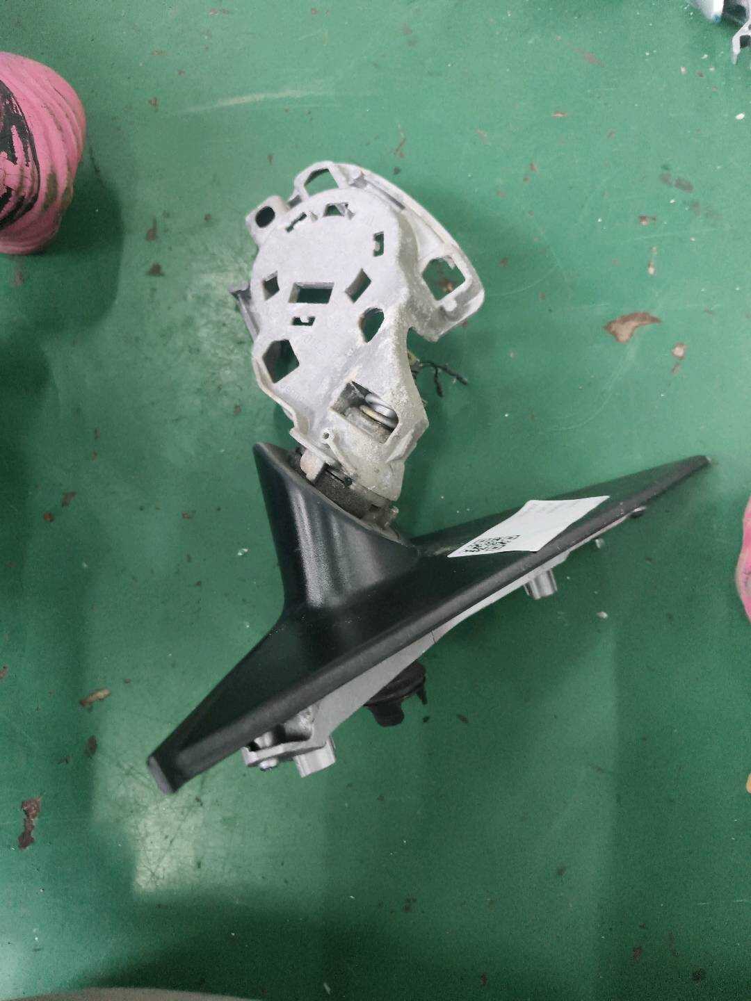 51167268124 Side Mirror Mounting Base, Right