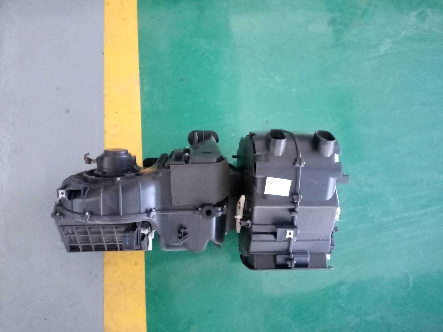 93735760 蒸发箱总成