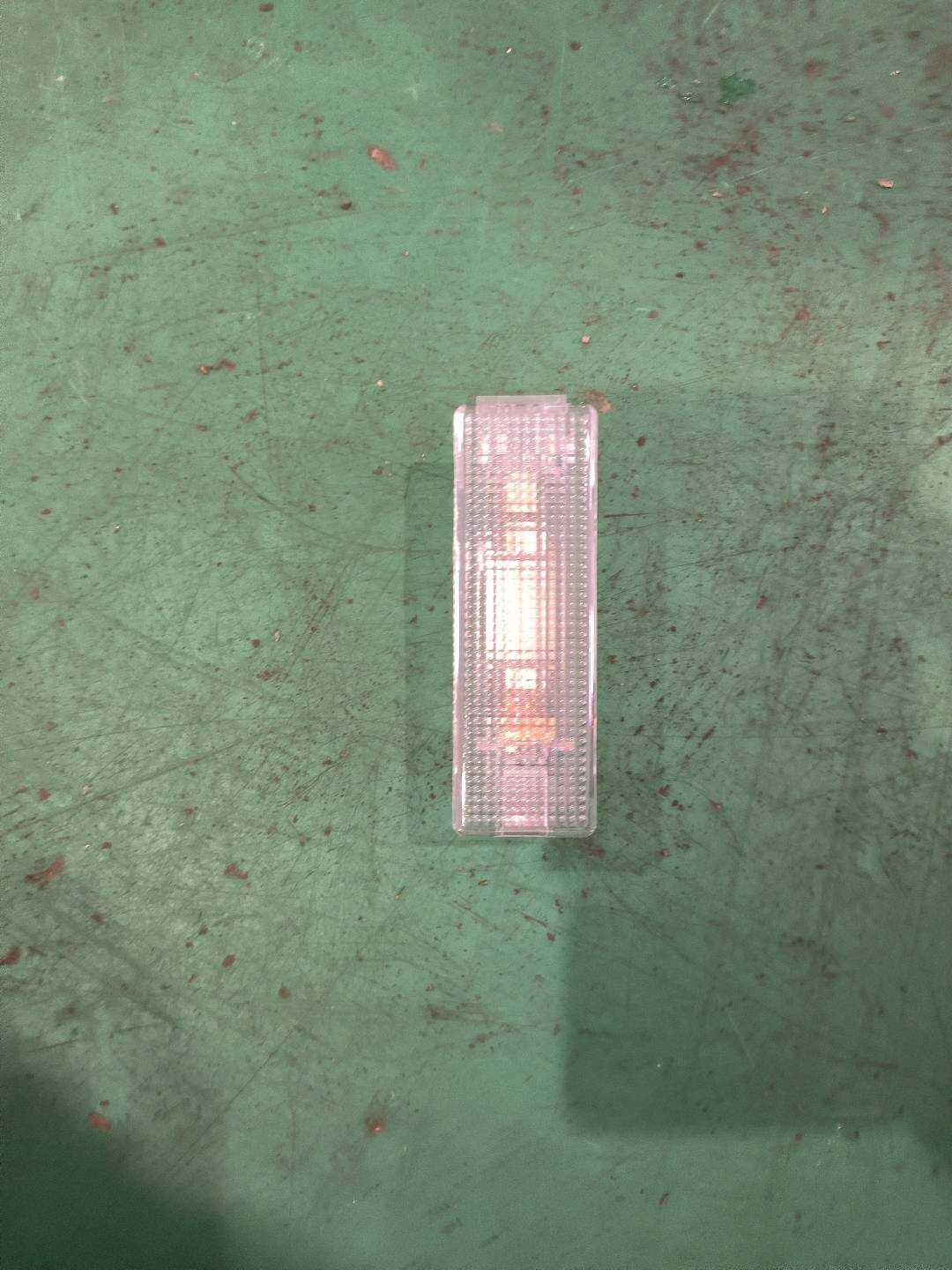 L1KD947101A 行李箱灯