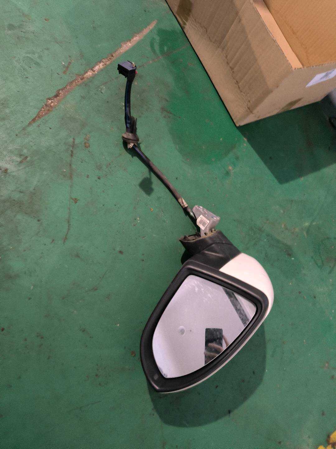 5GD949102 Side Mirror Turn Signal Light, Right