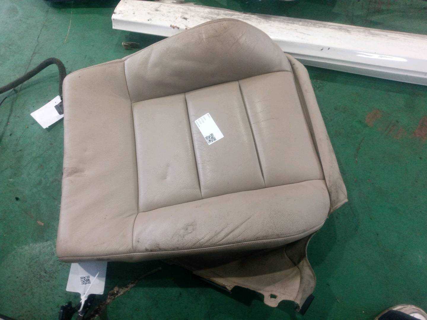 A2129102916 驾驶员座椅靠背软垫