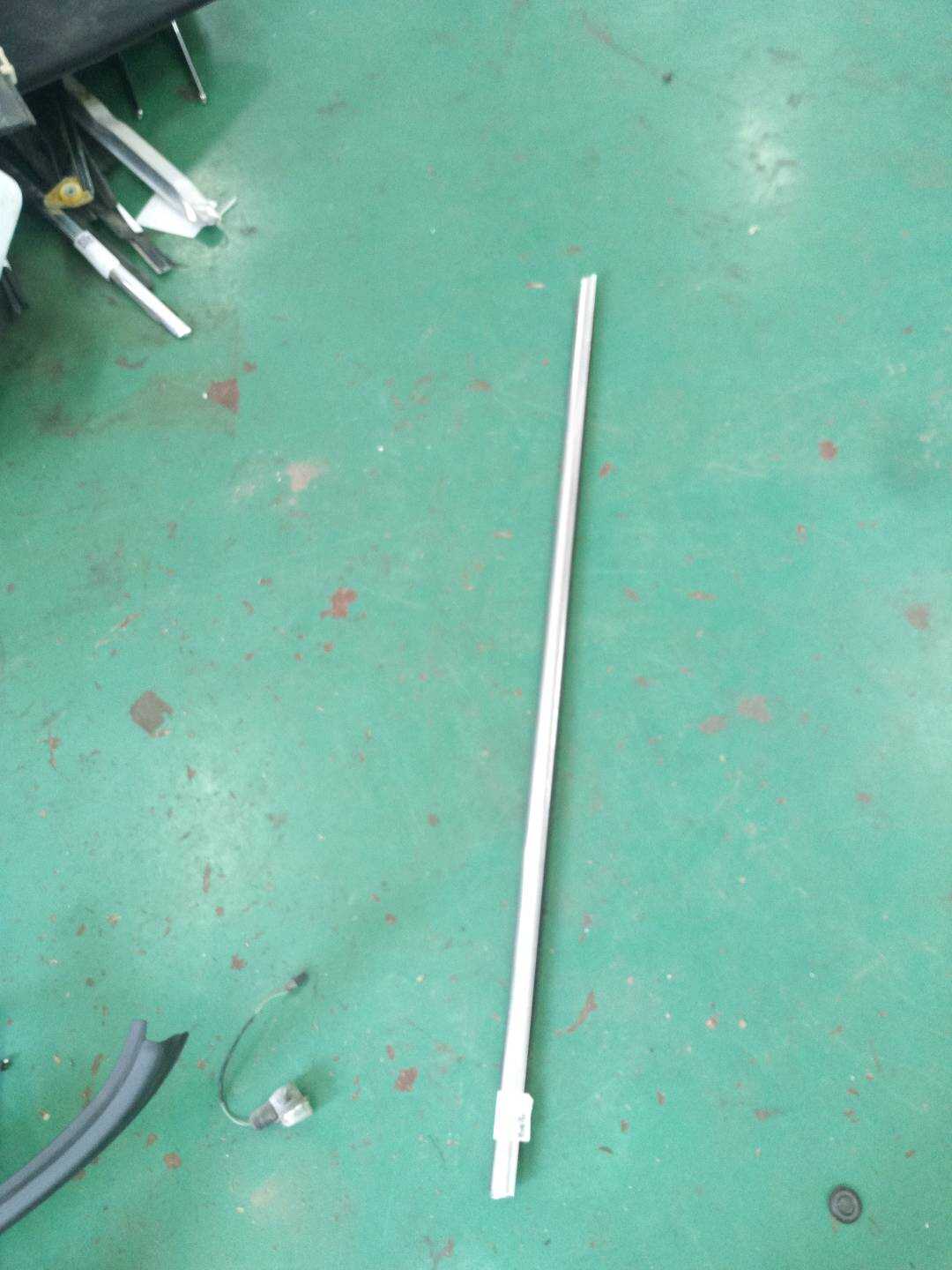 958559476027Z7 前门玻璃压条(右外)