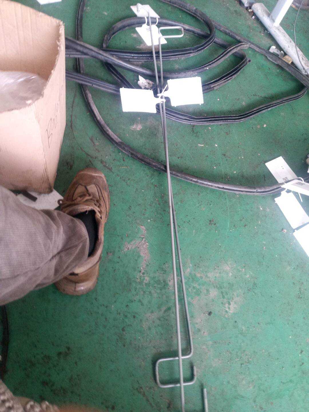 9020140 Trunk Lid Torsion Bar, Right