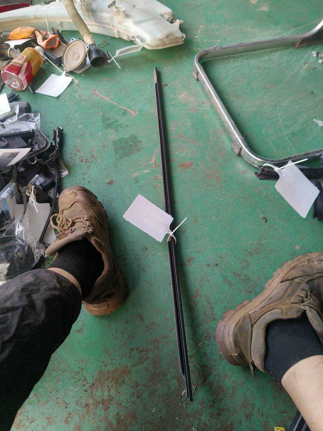 51347240846 后门玻璃压条(右外)