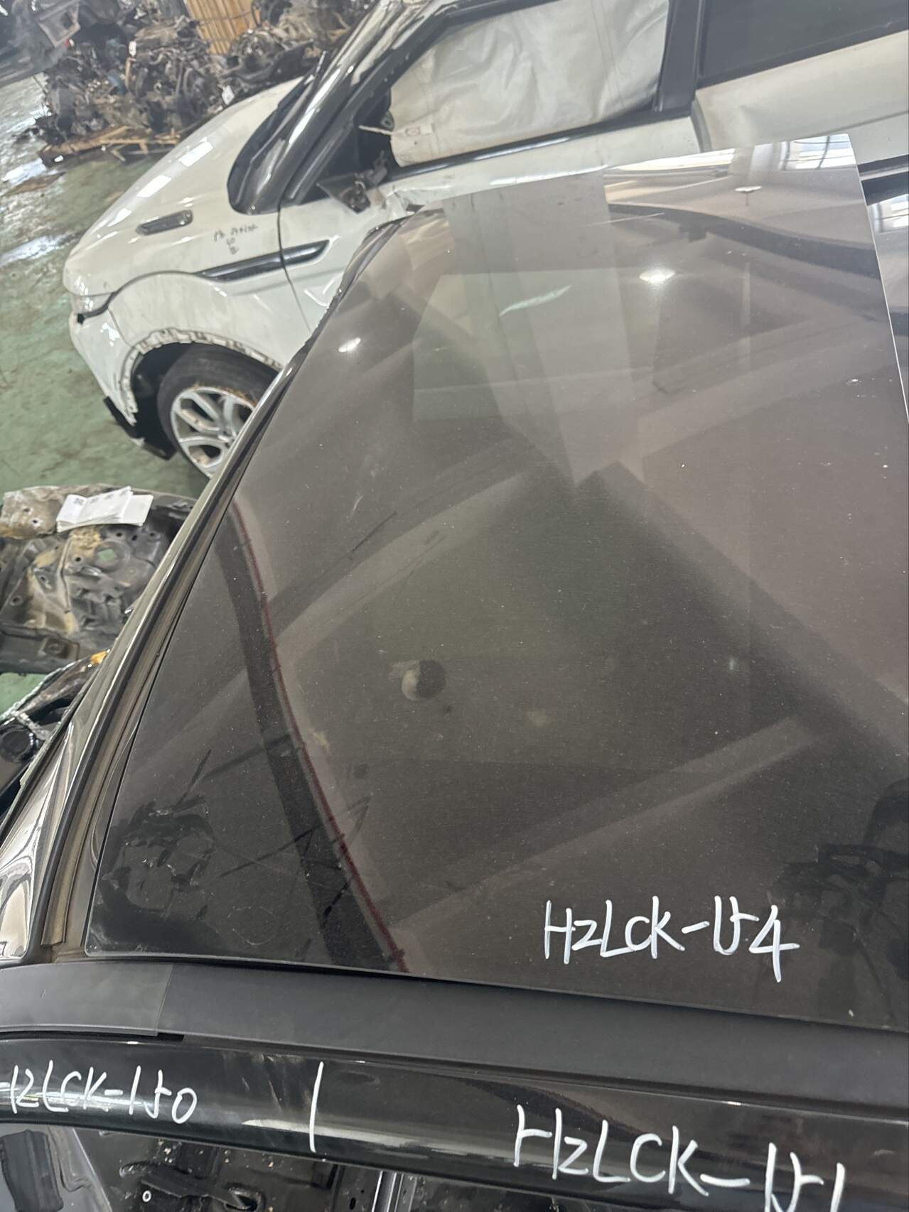 LR045333 Sunroof Glass