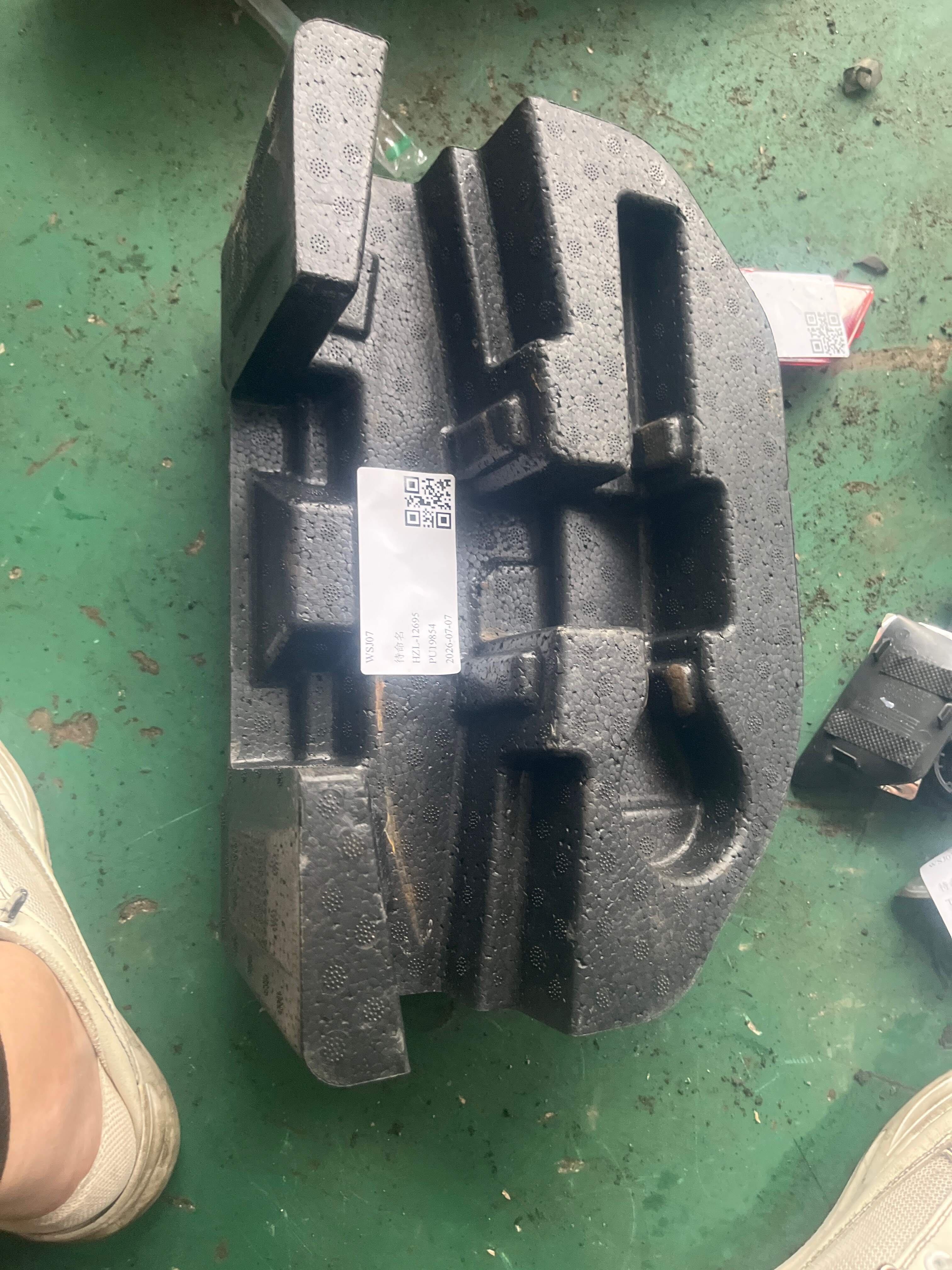 0914934000 Spare Tire Tool Box