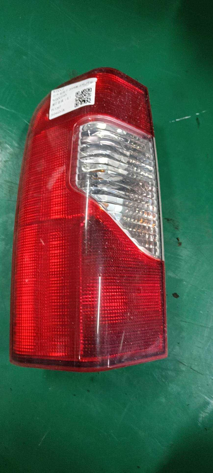265559S500E301 尾灯总成（左）