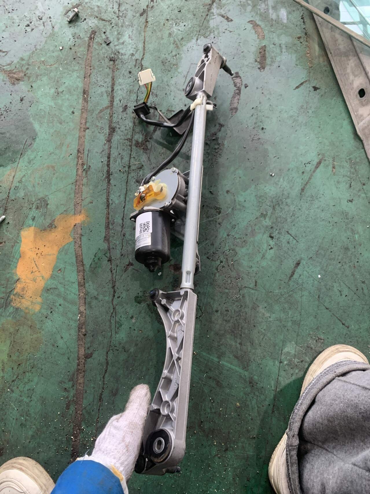 A2038200342 Front Windshield Wiper Motor