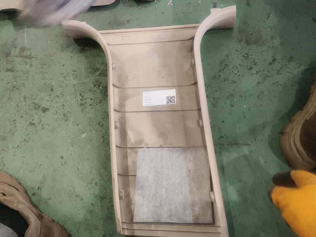 4F0867240 B柱内衬(右下)