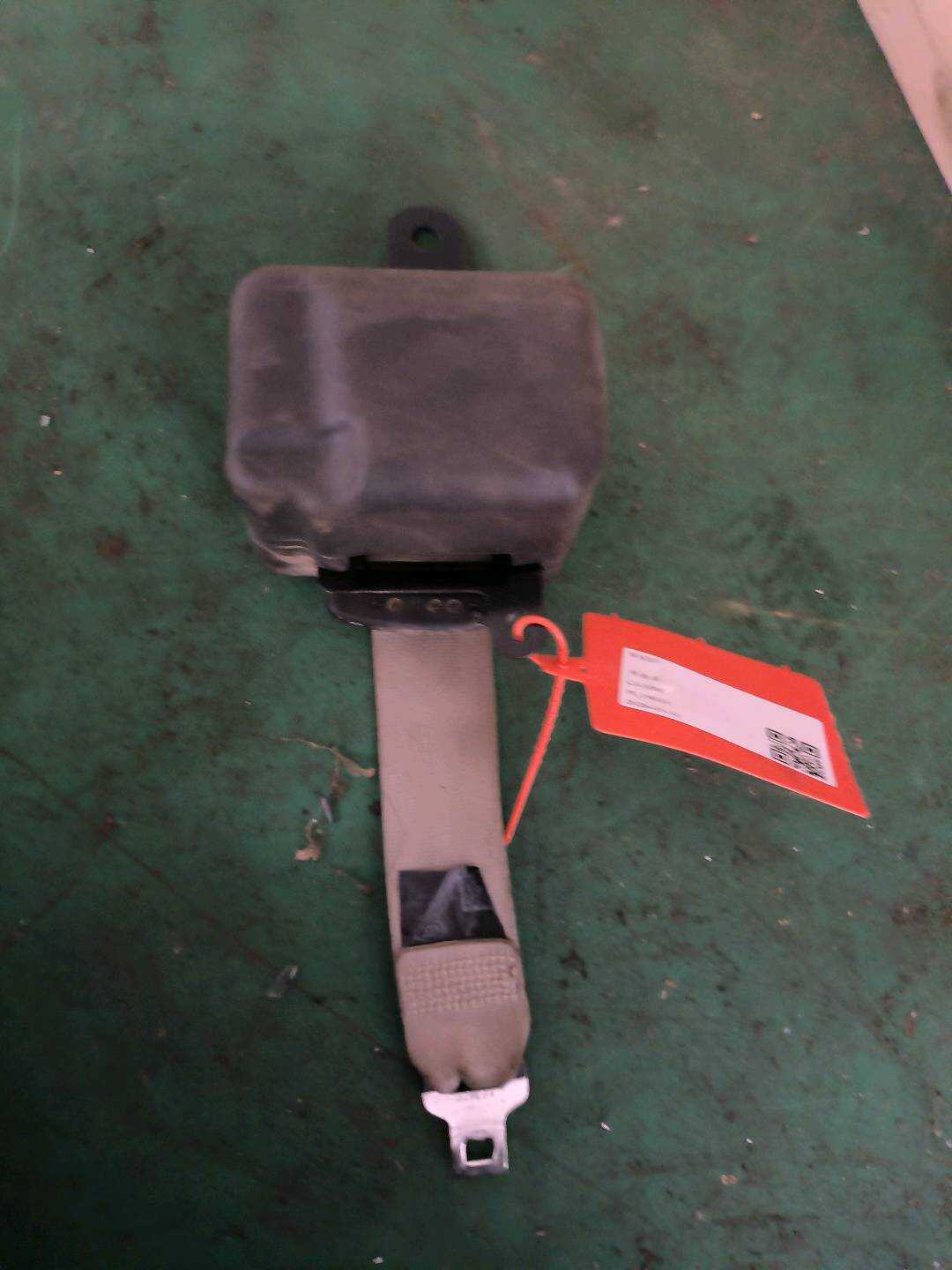 26219968 Rear Seat Center Belt