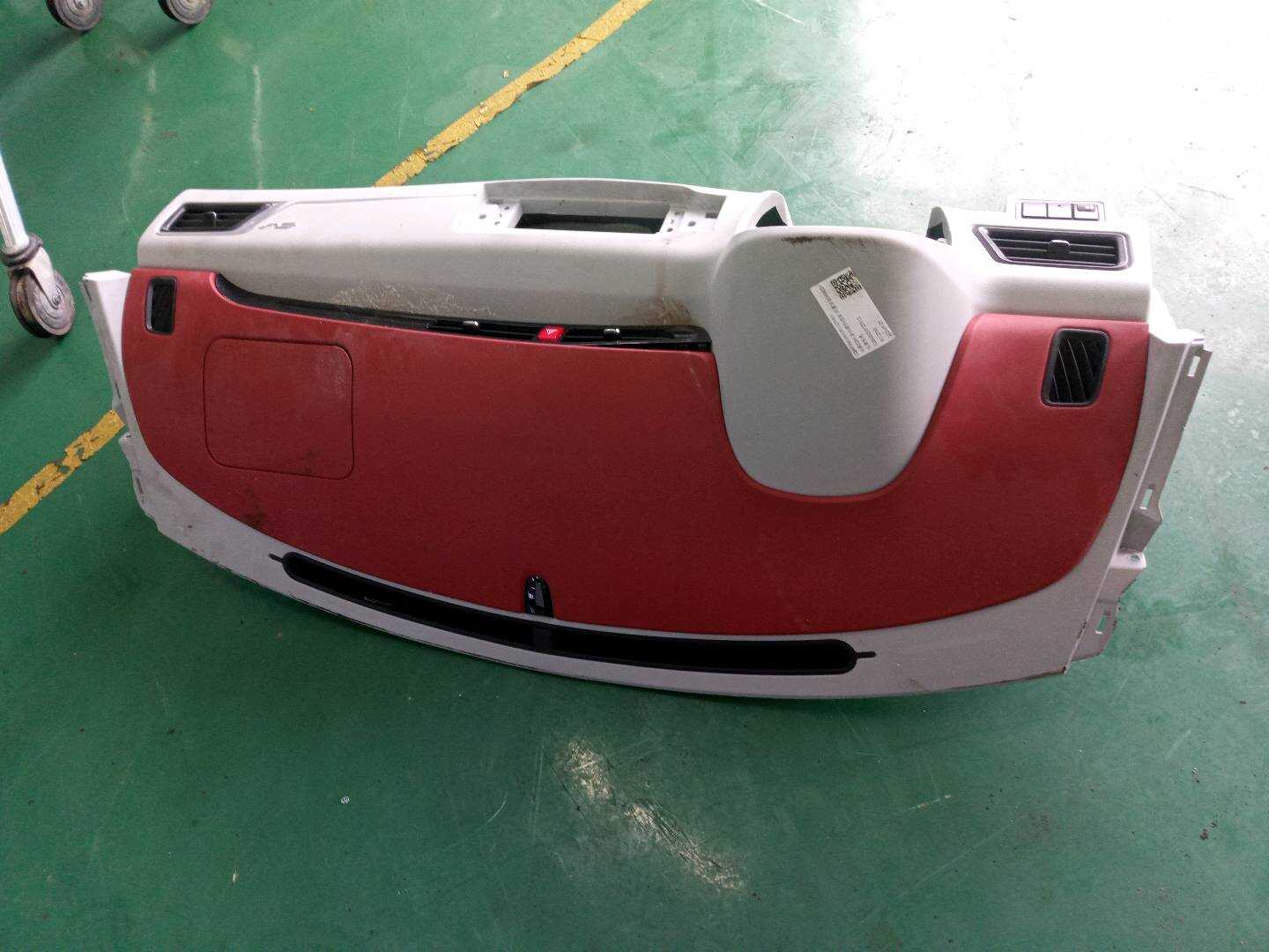 E2005306100AW112708N 仪表台壳