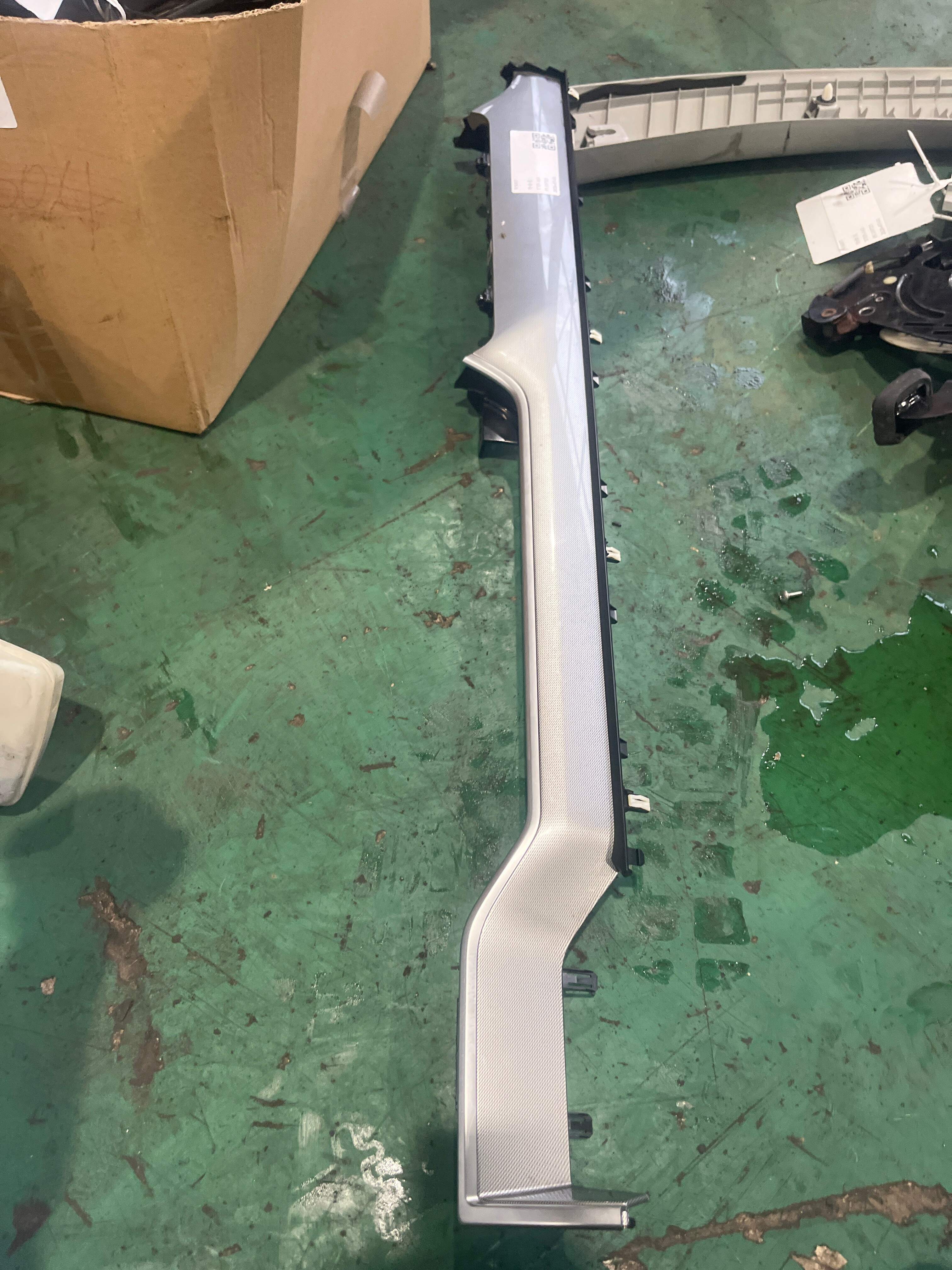 5306160XKZ0YAAB Instrument Panel Right Trim Strip Assembly