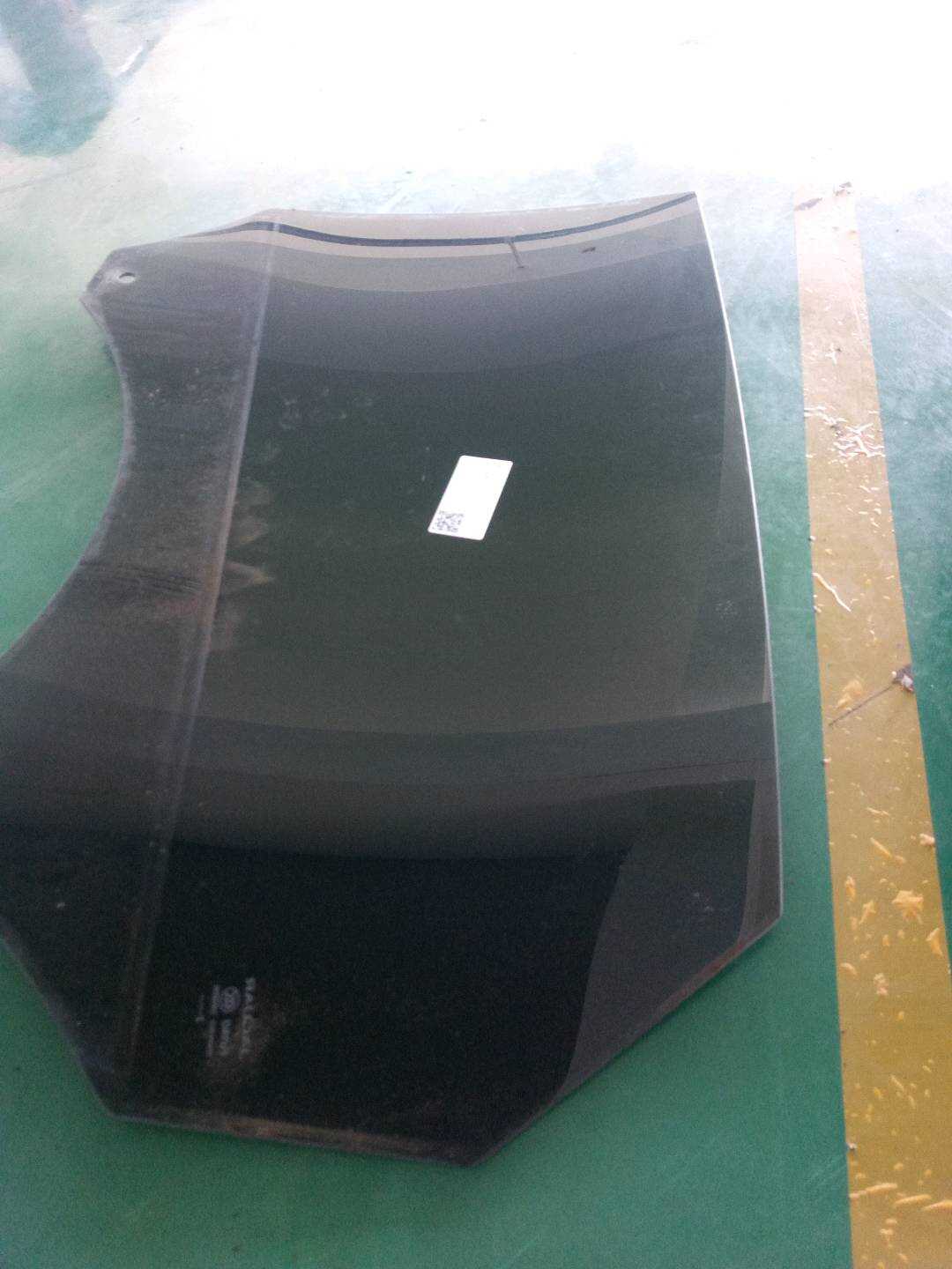 T2H10114 后门玻璃(右)