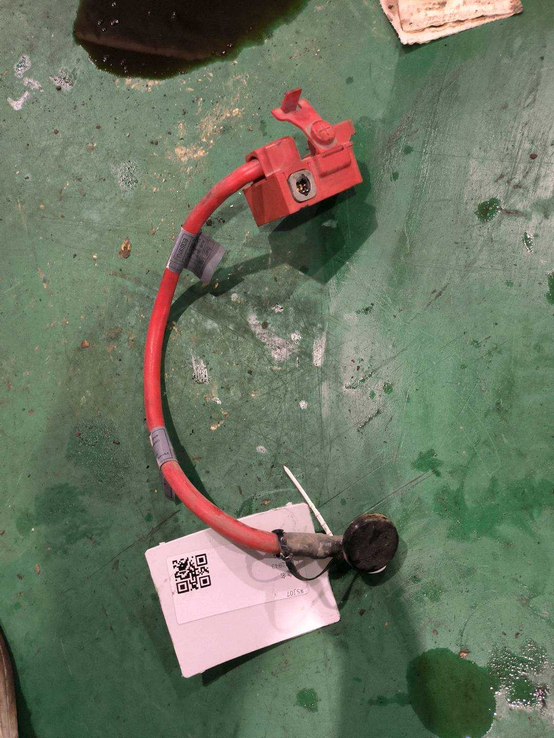 61129217031 Battery Positive Cable Harness